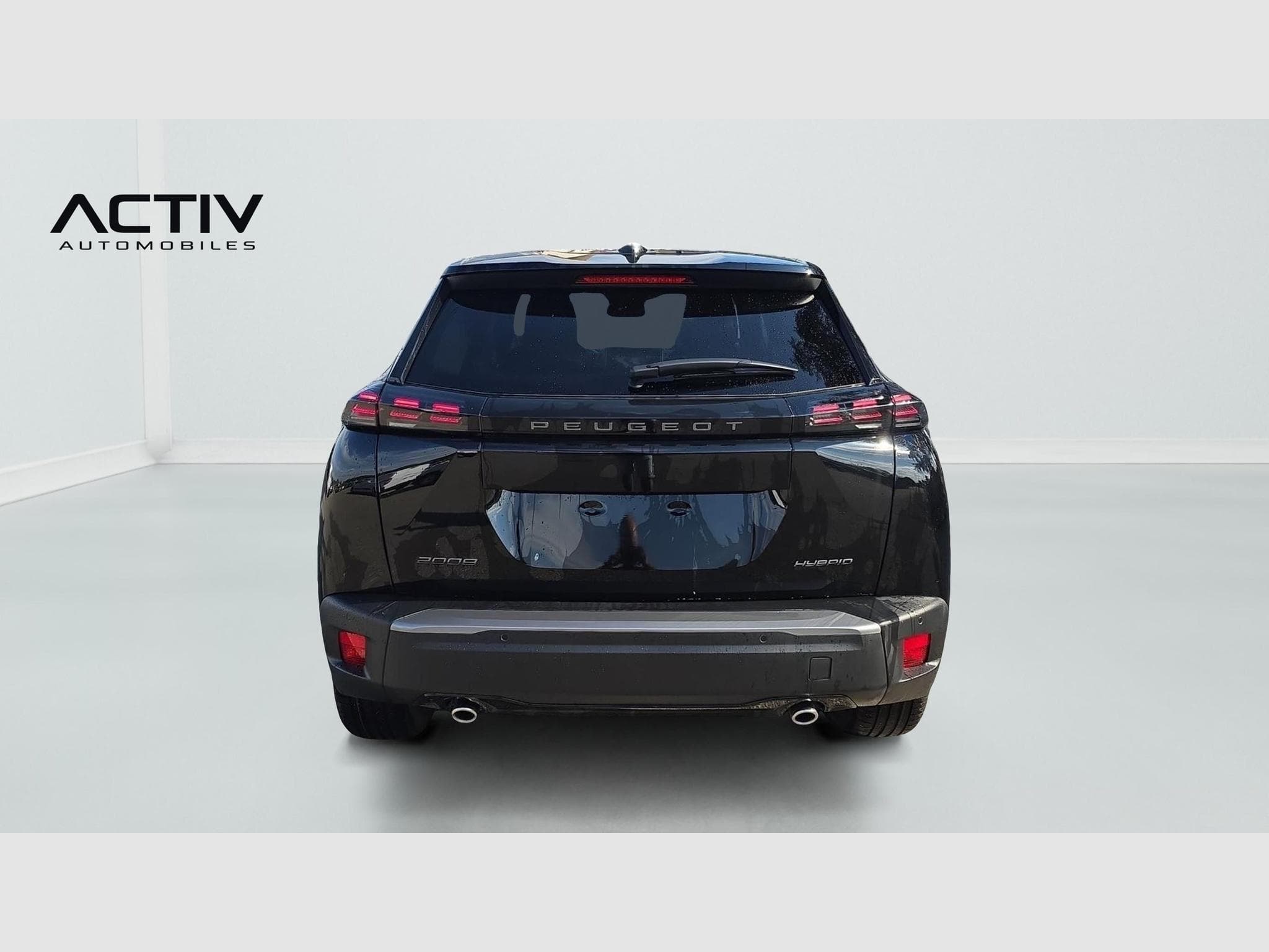 Peugeot 2008 Hybrid 145 e-DCS6 Allure (2026) - Photo 6
