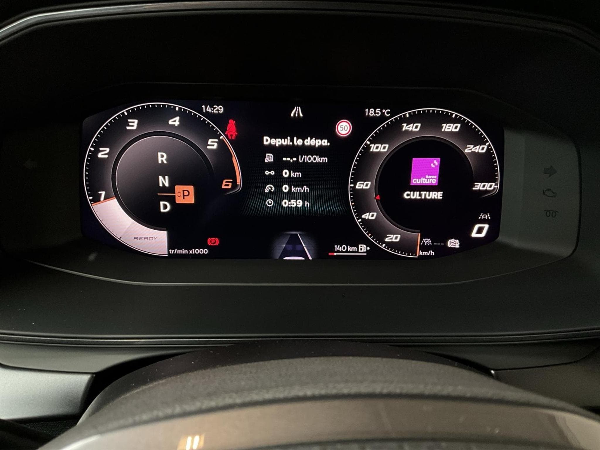 Cupra Leon TDI+DSG+Pure-Perf+Dynamic-Design+Led (2025) - Photo 11