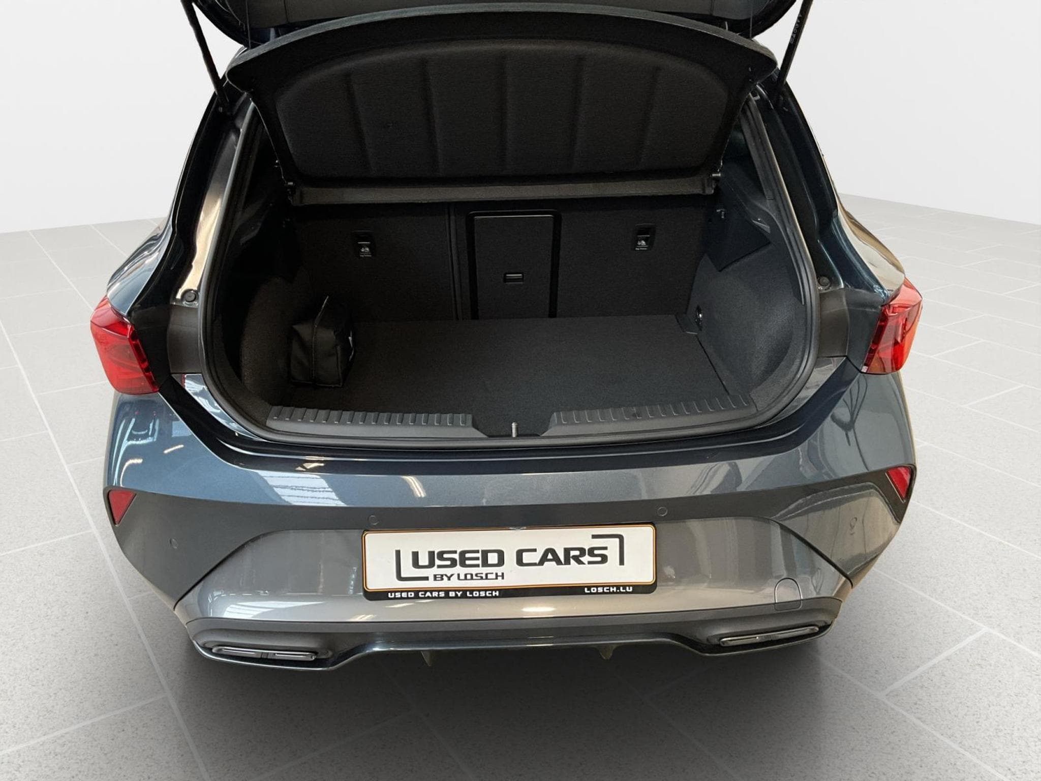 Cupra Leon TDI+DSG+Pure-Perf+Dynamic-Design+Led (2025) - Photo 16