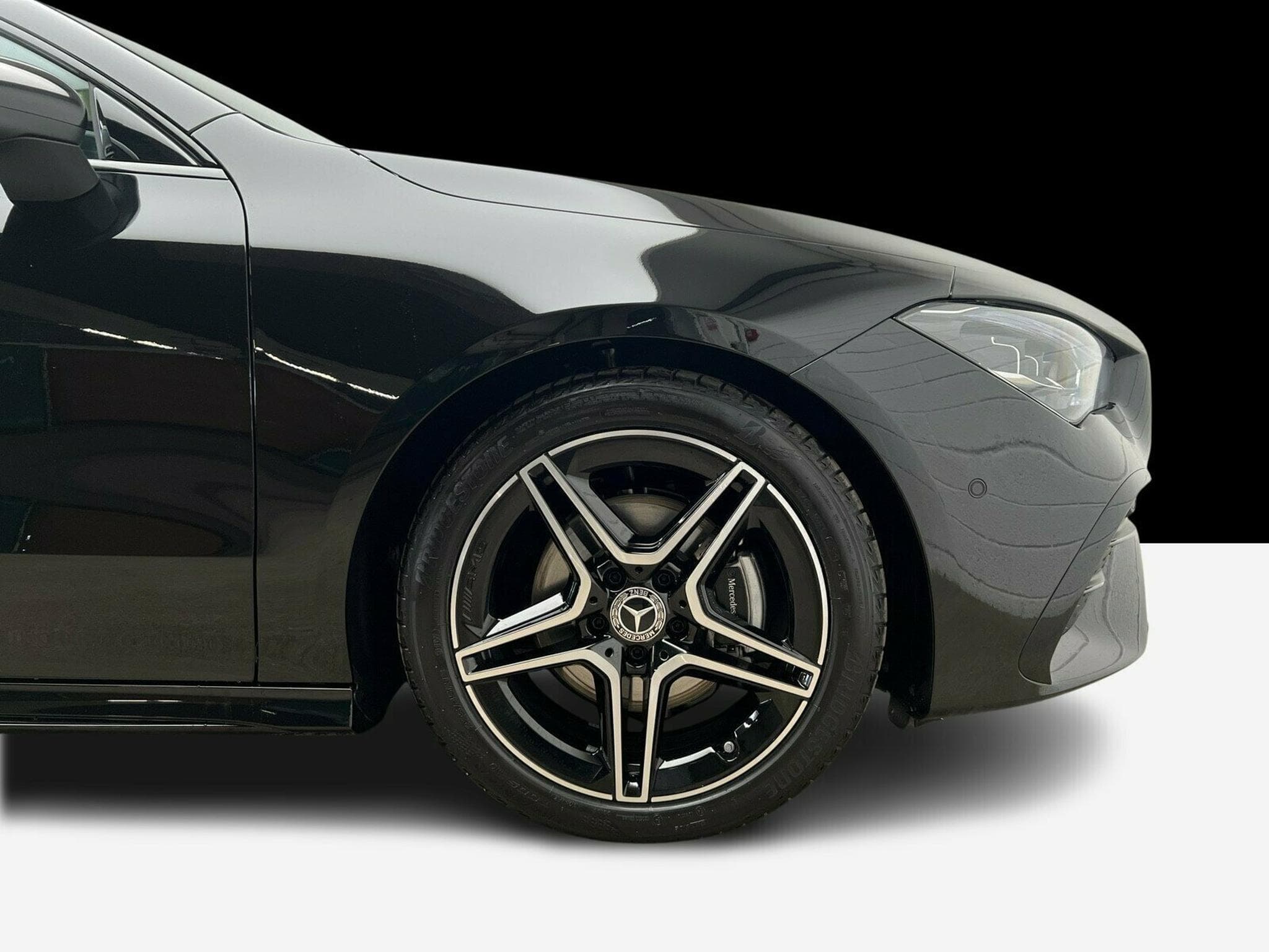 Mercedes CLA 180 AMG-Line Premium Plus (2025) - Photo 5