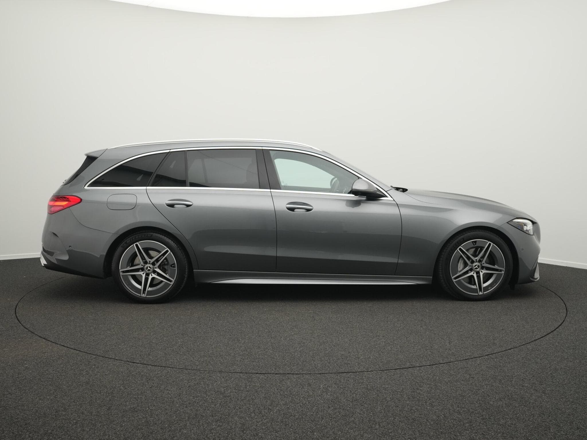 Mercedes C 220 d 4MATIC T-Modell AMG-Line Premium Plus (2025) - Photo 5