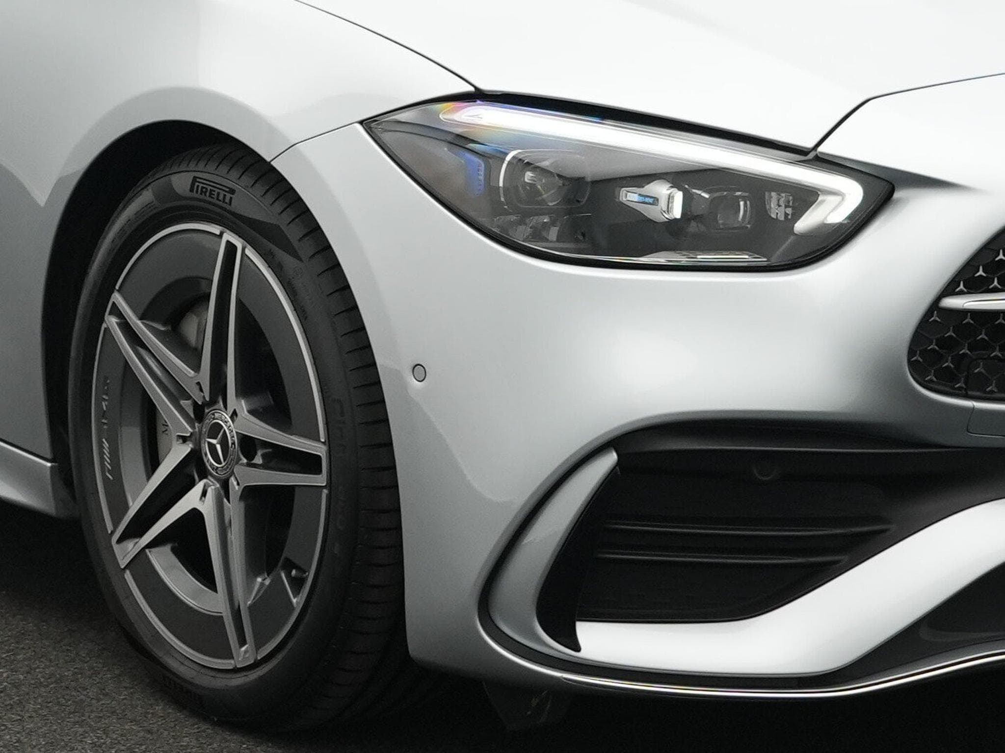 Mercedes C 220 d 4MATIC T-Modell AMG-Line Premium (2025) - Photo 9