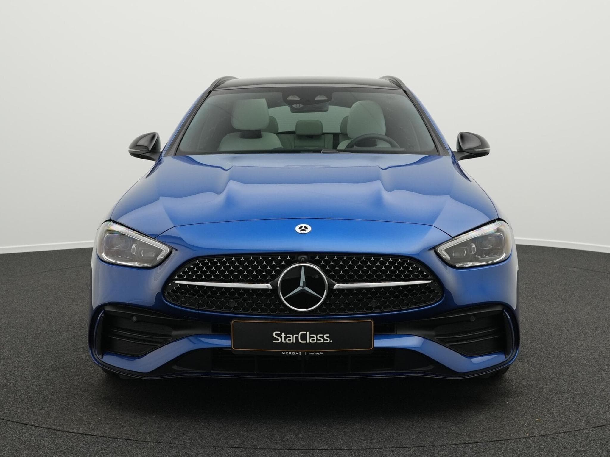 Mercedes C 220 d T-Modell AMG Line Premium (2026) - Photo 2