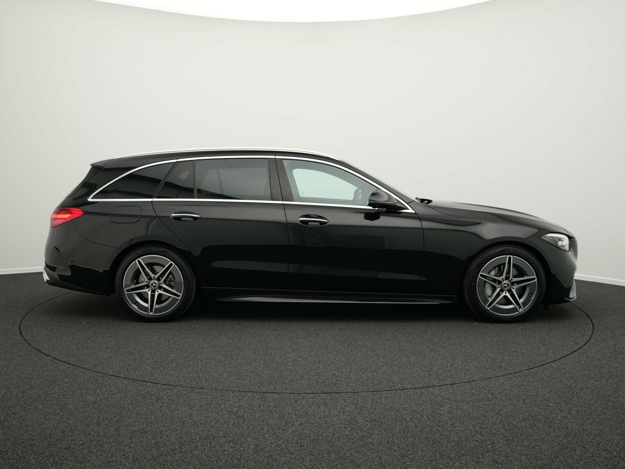 Mercedes C 220 d T-Modell AMG-Line Premium Plus (2025) - Foto 5