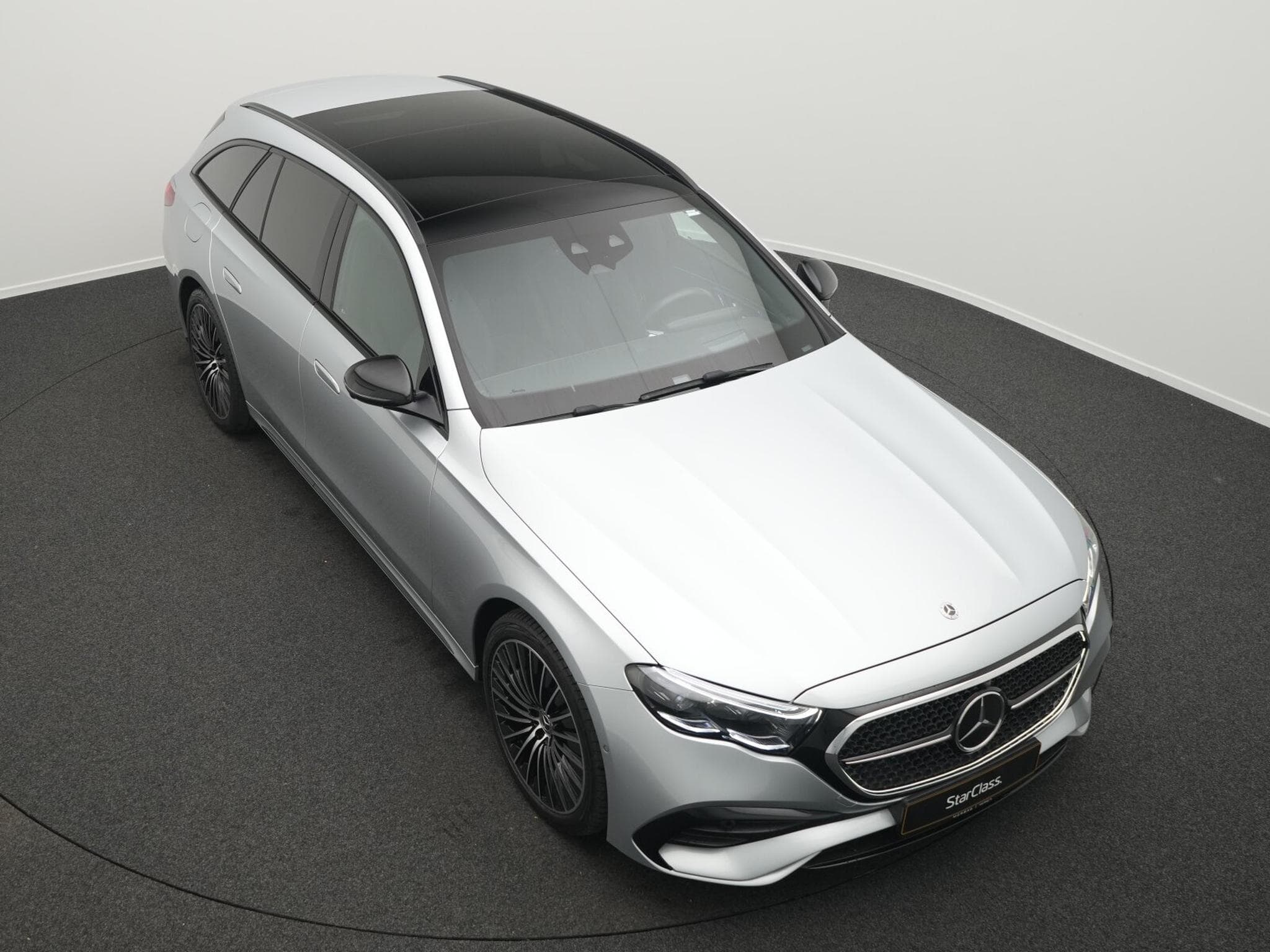 Mercedes Classe E d T-Modell AMG-Line Premium Plus (2025) - Photo 12
