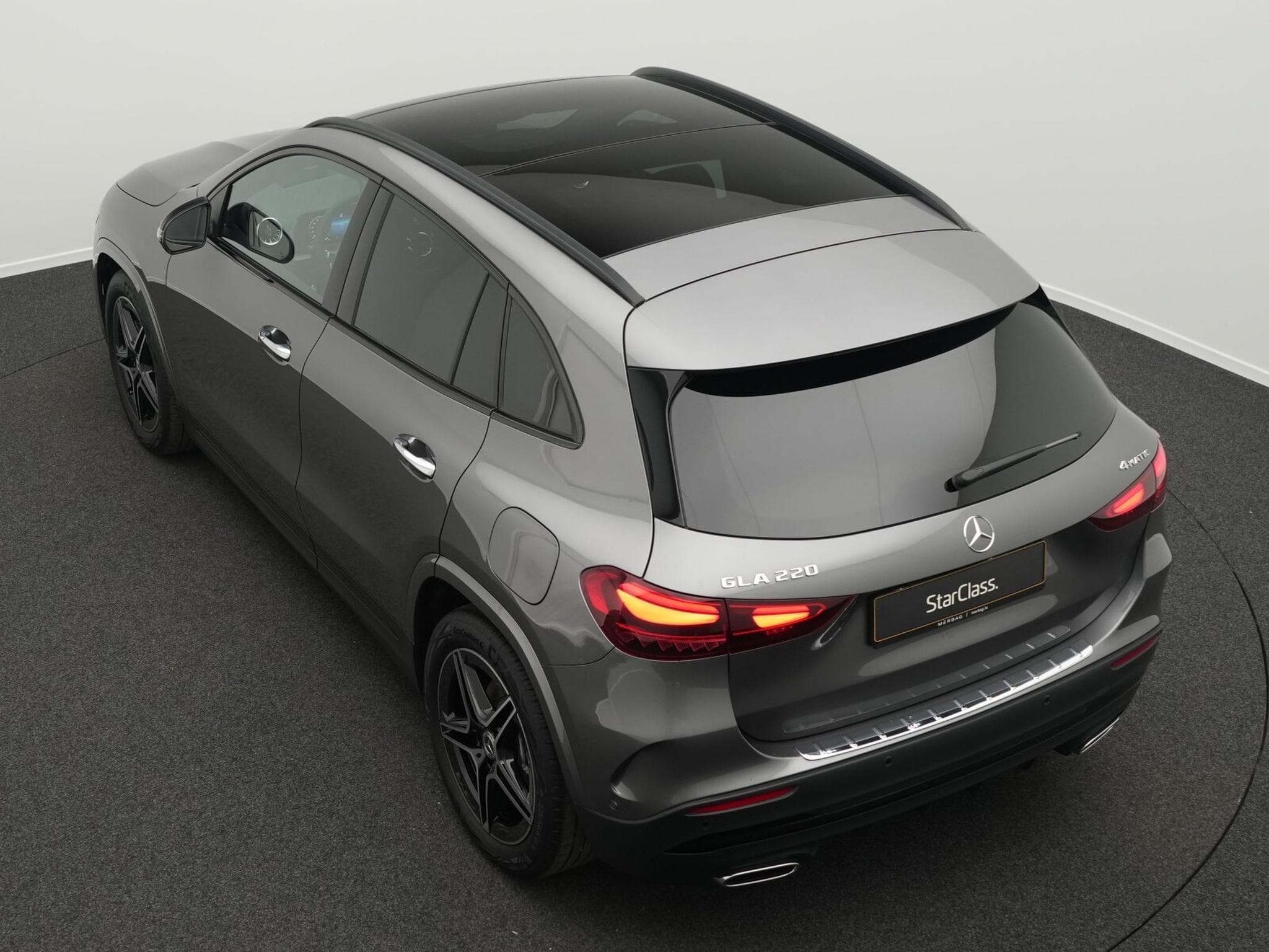 Mercedes GLA 220 4MATIC (2026) - Photo 13