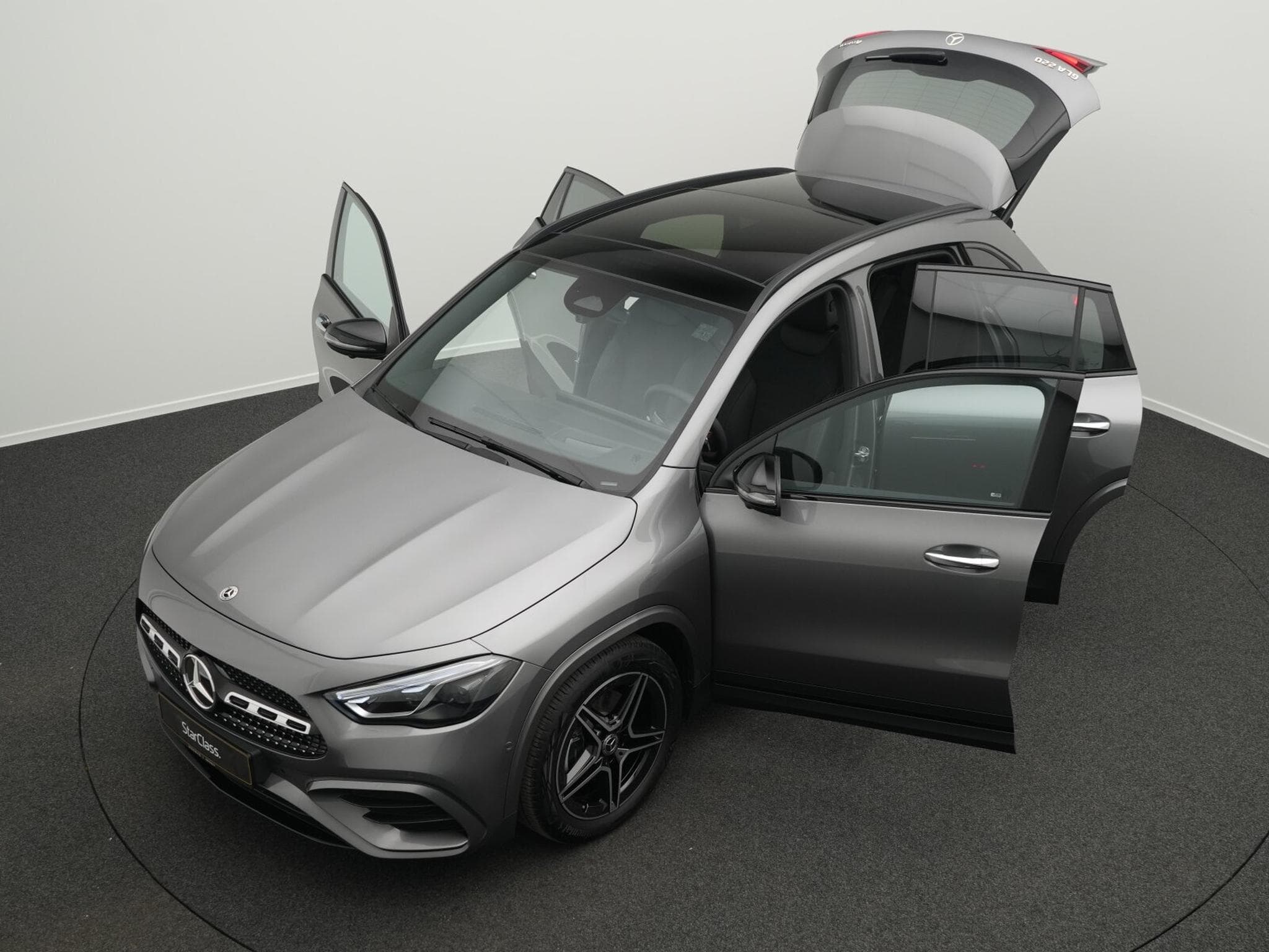 Mercedes GLA 220 4MATIC (2026) - Photo 14