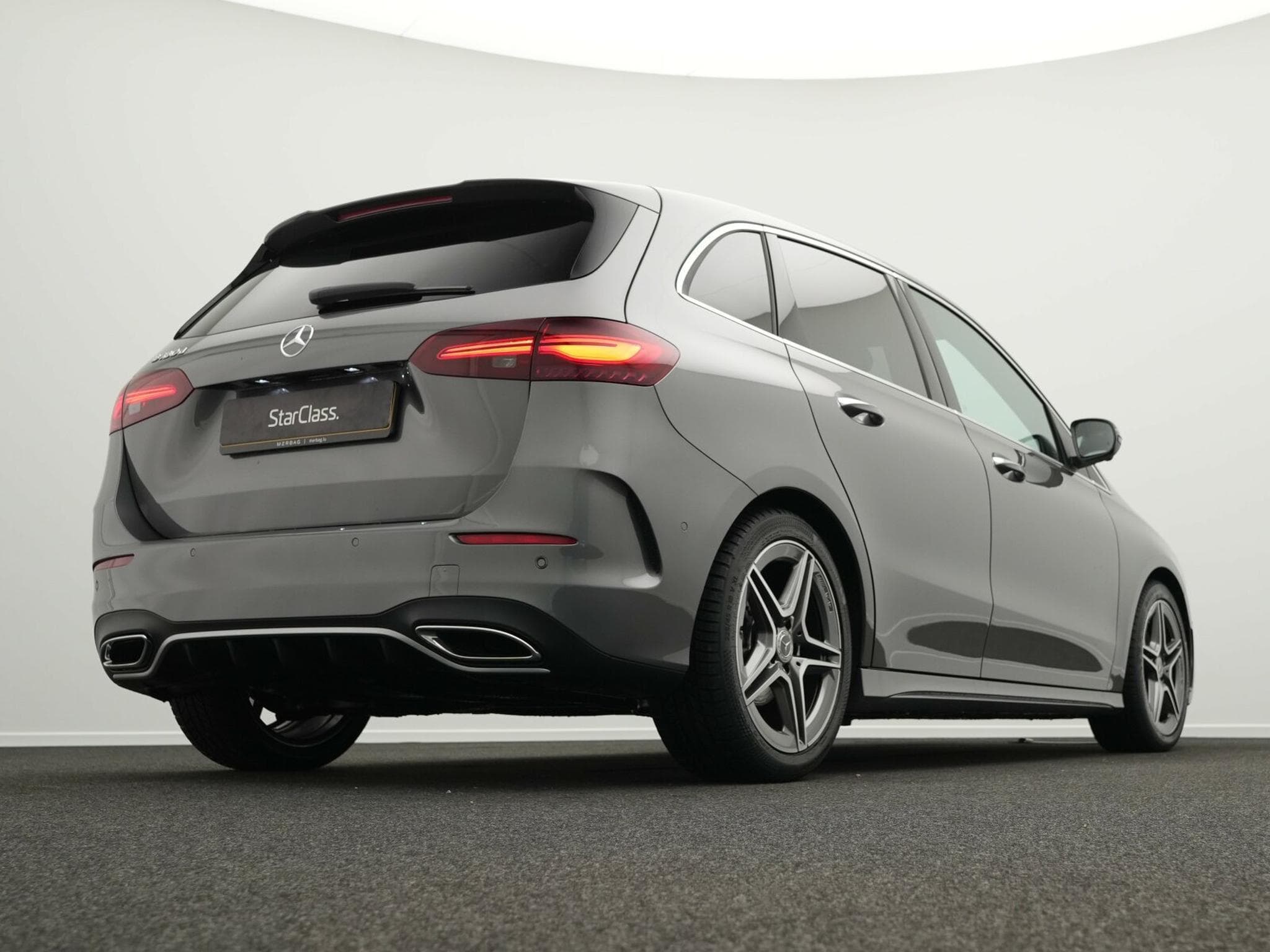 Mercedes B 180 d AMG-Line Advanced Plus (2026) - Photo 11