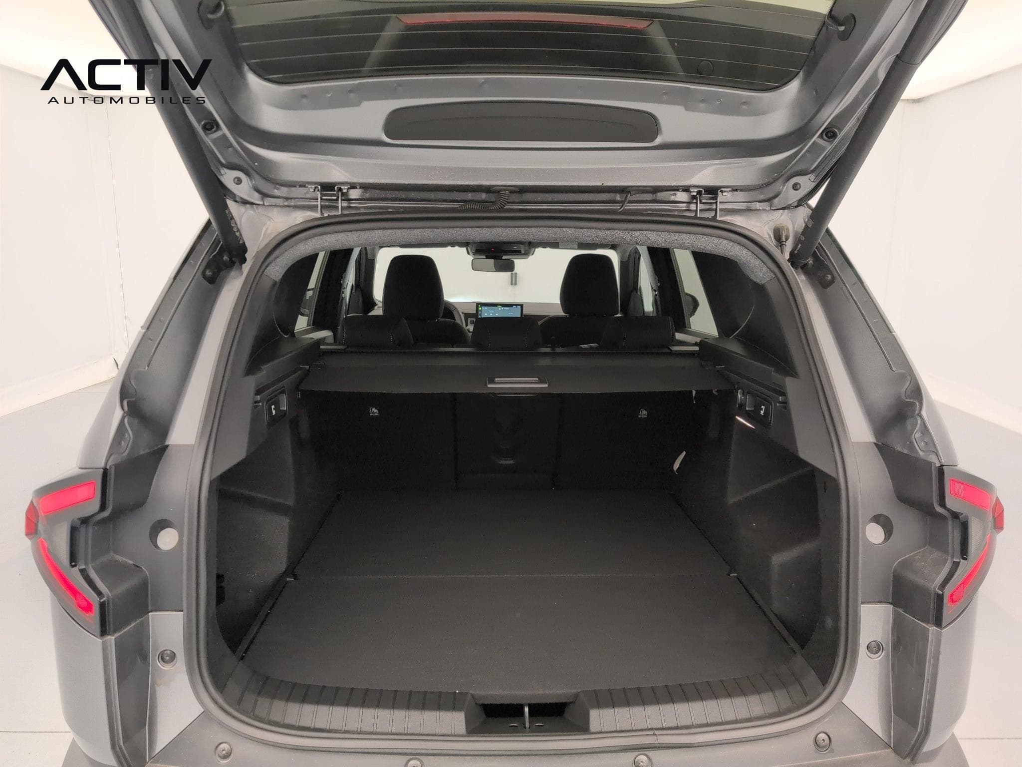 Dacia BIGSTER Mild Hybrid 140 Journey (2026) - Foto 11