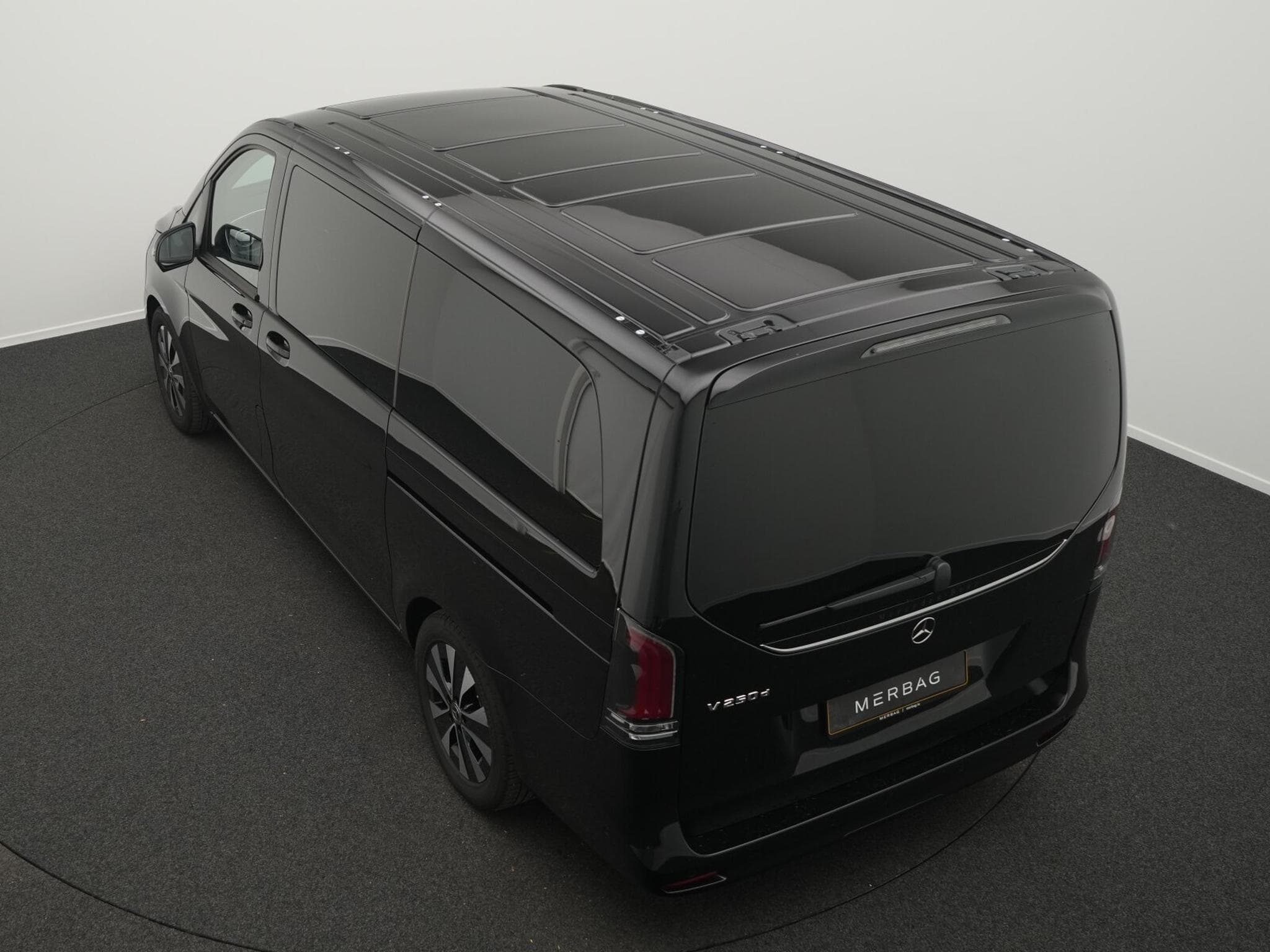Mercedes V d STYLE Lang (2026) - Photo 11
