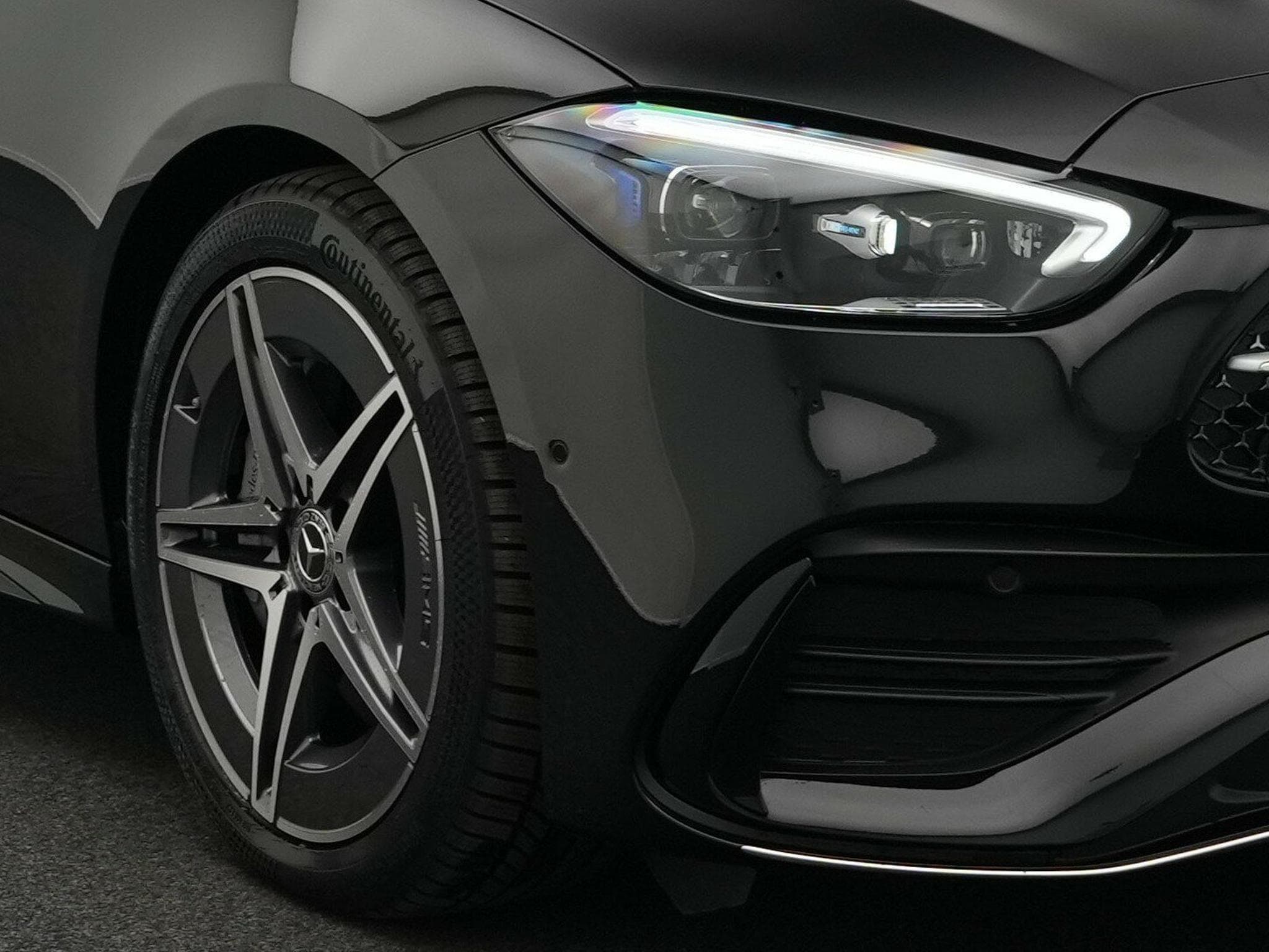 Mercedes C 220 d 4MATIC AMG-Line (2026) - Photo 9