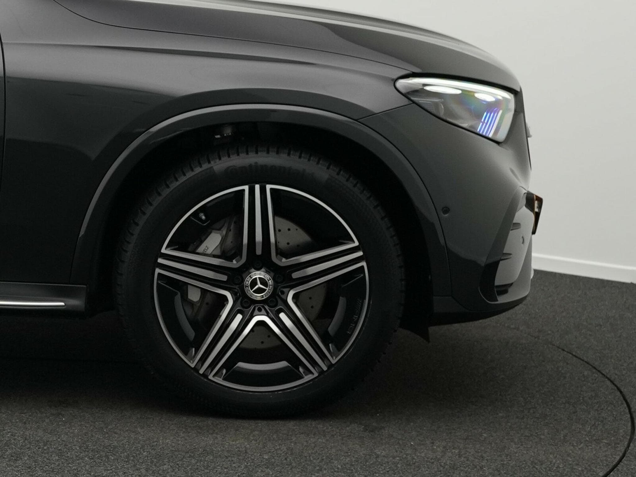 Mercedes GLC 220 d 4MATIC AMG-Line (2026) - Photo 8
