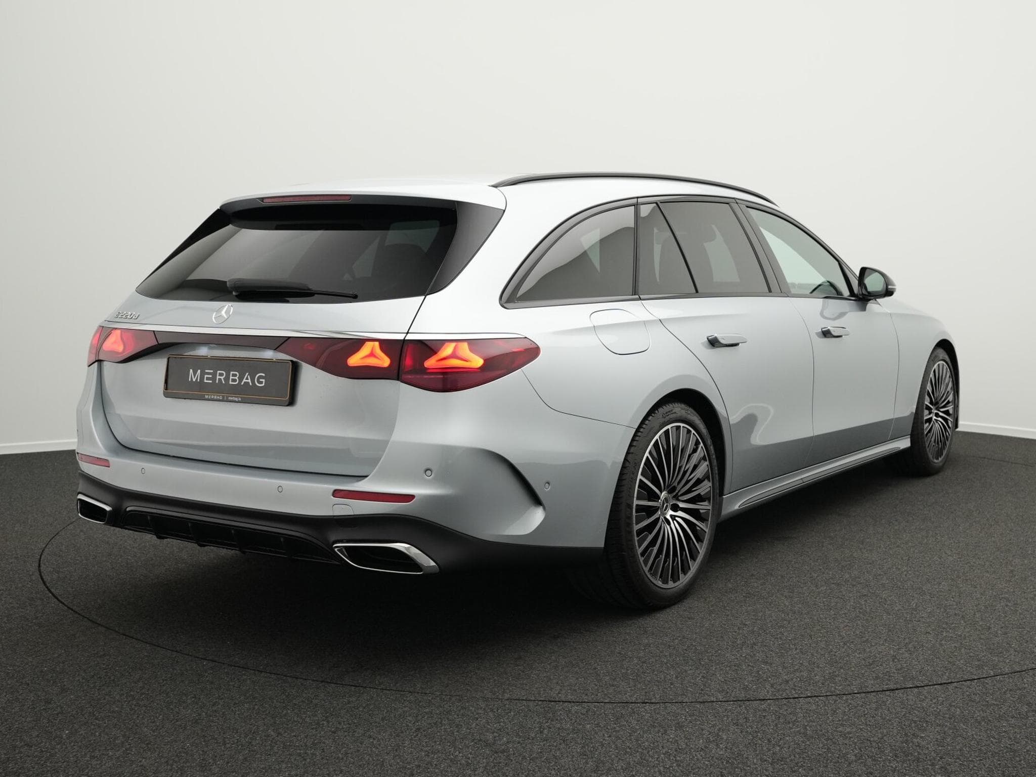 Mercedes E 220 d T-Modell (2026) - Photo 3