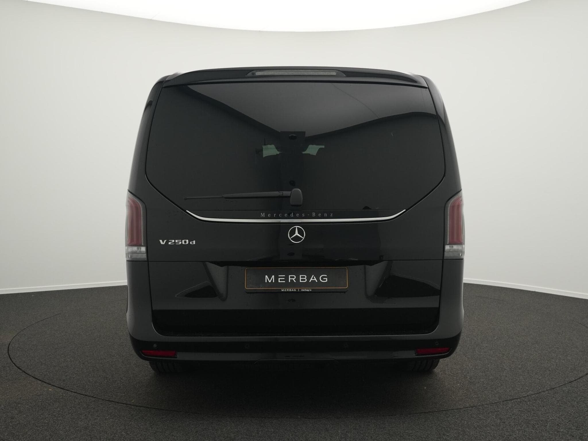 Mercedes V d AVANTGARDE Lang (2026) - Photo 4