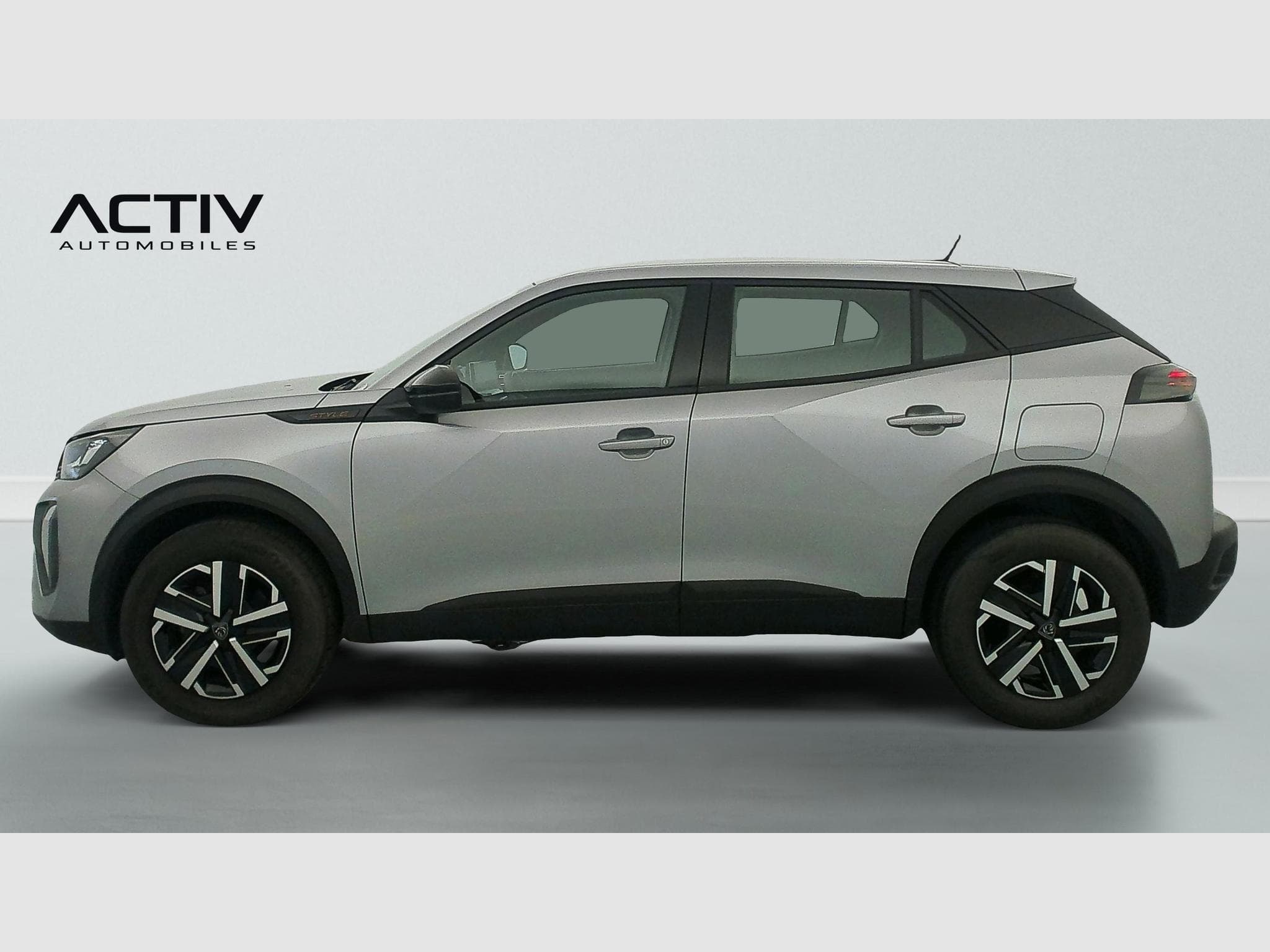 Peugeot 2008 100 S&S BVM6 Style (2025) - Photo 4