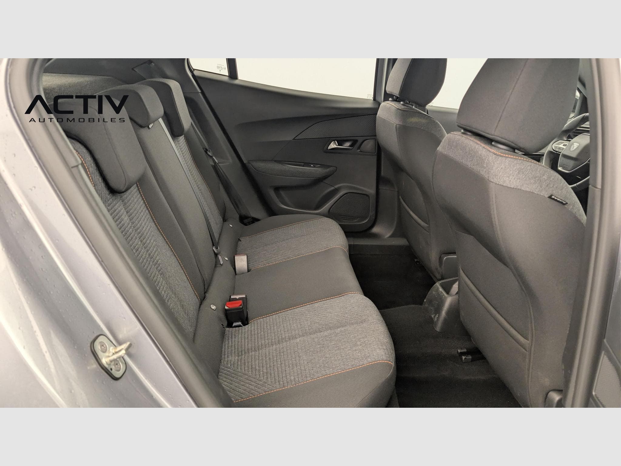 Peugeot 2008 100 S&S BVM6 Style (2025) - Photo 10