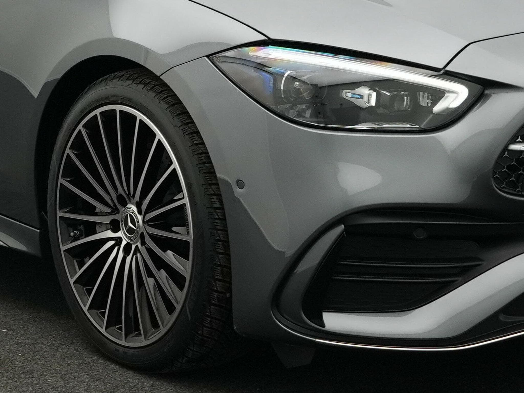 Mercedes C 200 d AMG-Line Premium (2026) - Photo 9