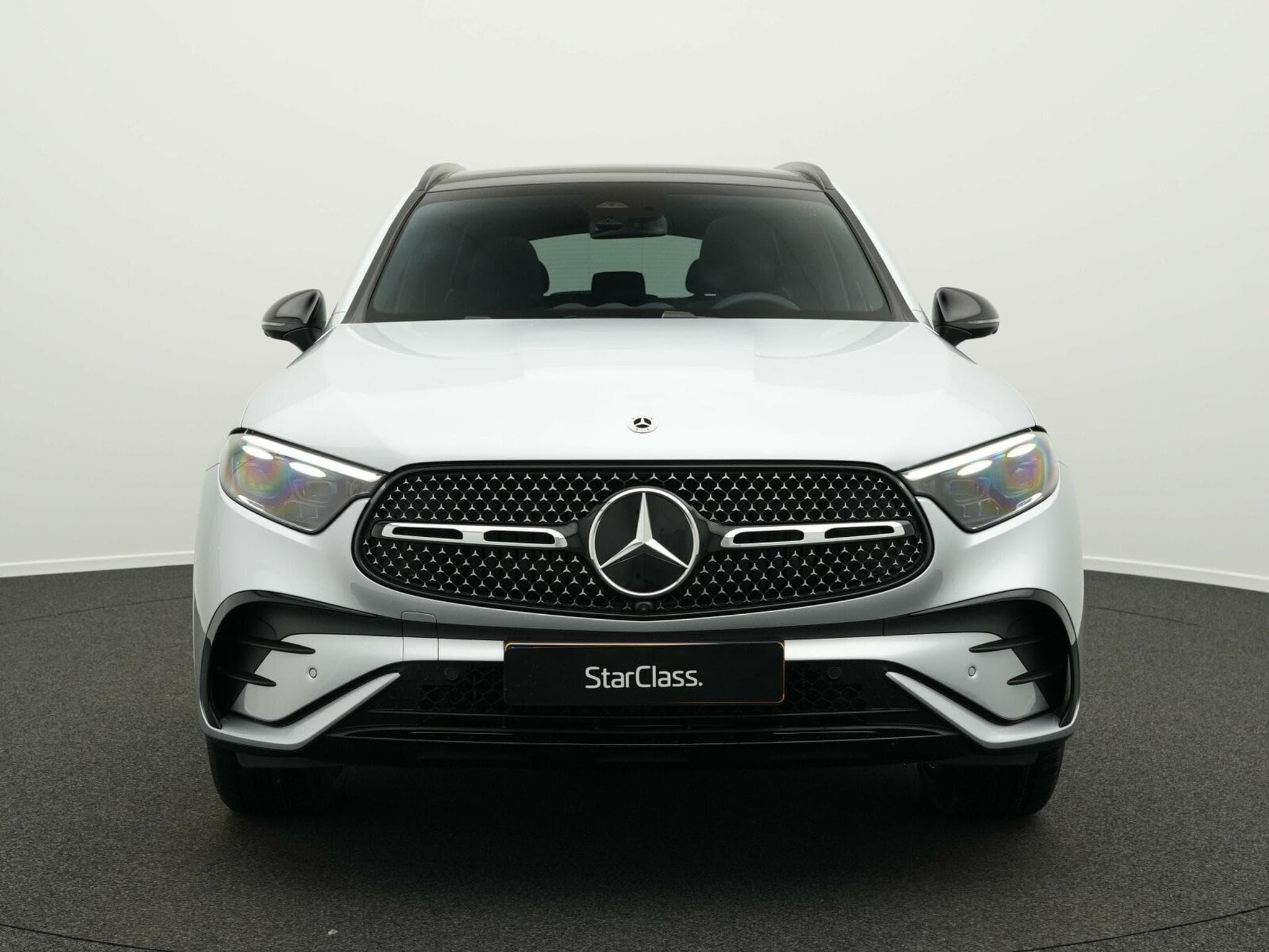Mercedes GLC 220 d 4MATIC AMG-Line (2026) - Photo 2