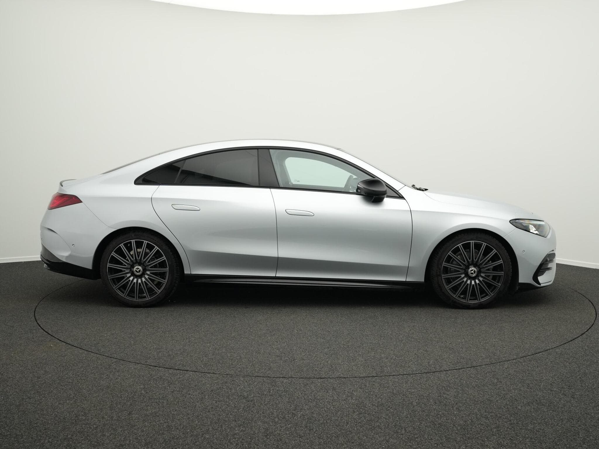 Mercedes CLA 200 AMG-Line (2026) - Photo 5
