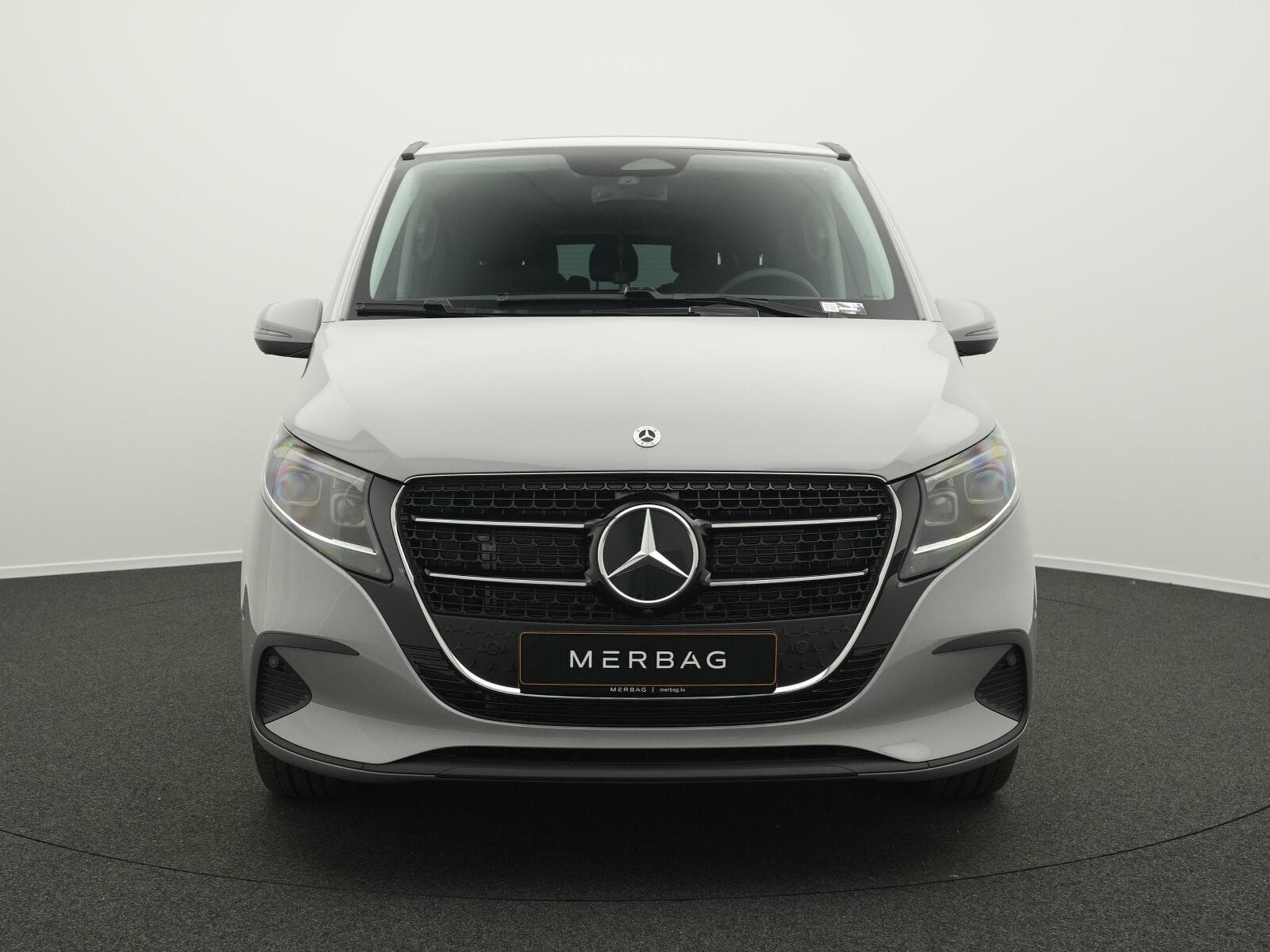 Mercedes V d 4MATIC STYLE Lang (2026) - Photo 2