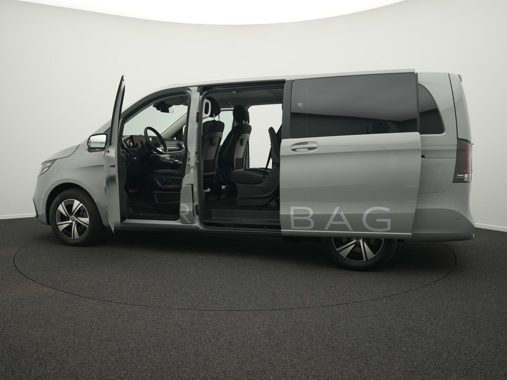 Mercedes V d 4MATIC STYLE Lang (2026) - Photo 14