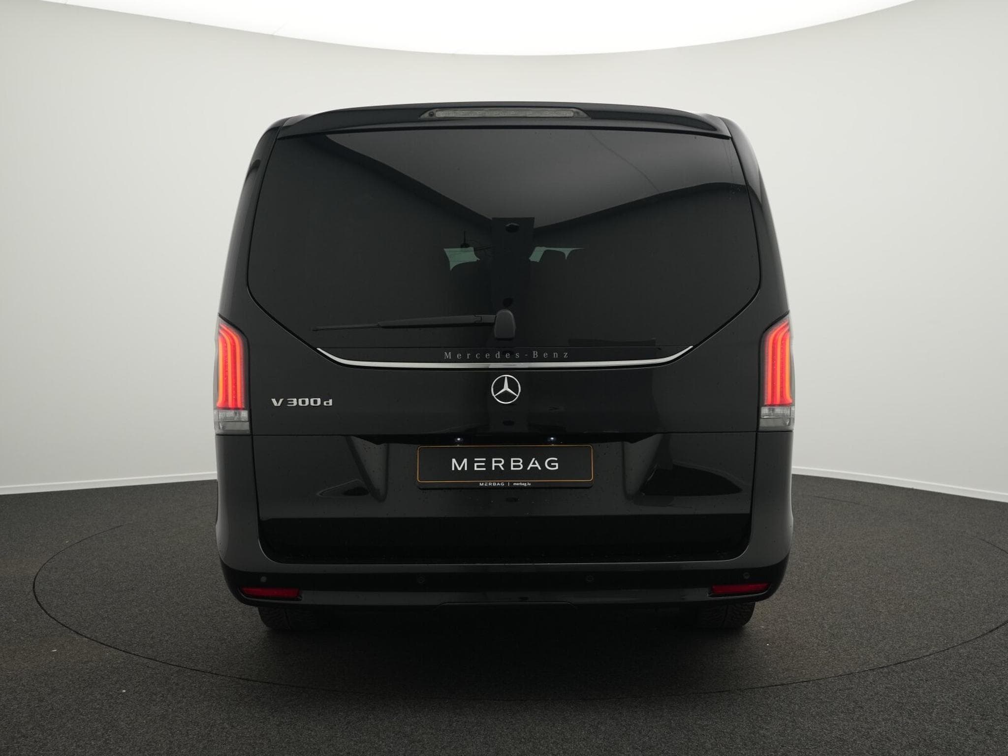 Mercedes V d RWD Avantgarde extralang (2024) - Foto 4