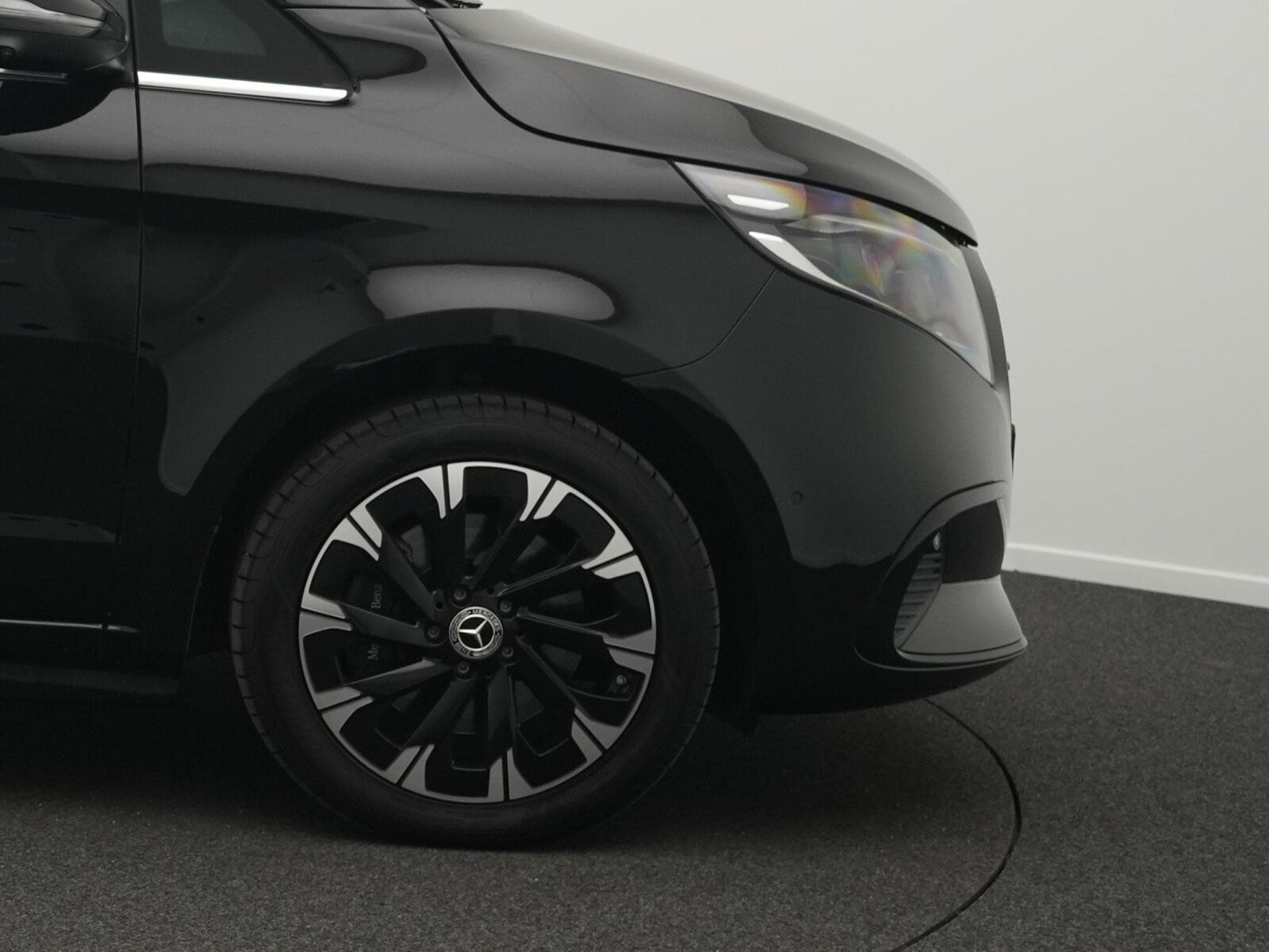Mercedes V d AVANTGARDE Lang (2026) - Photo 6