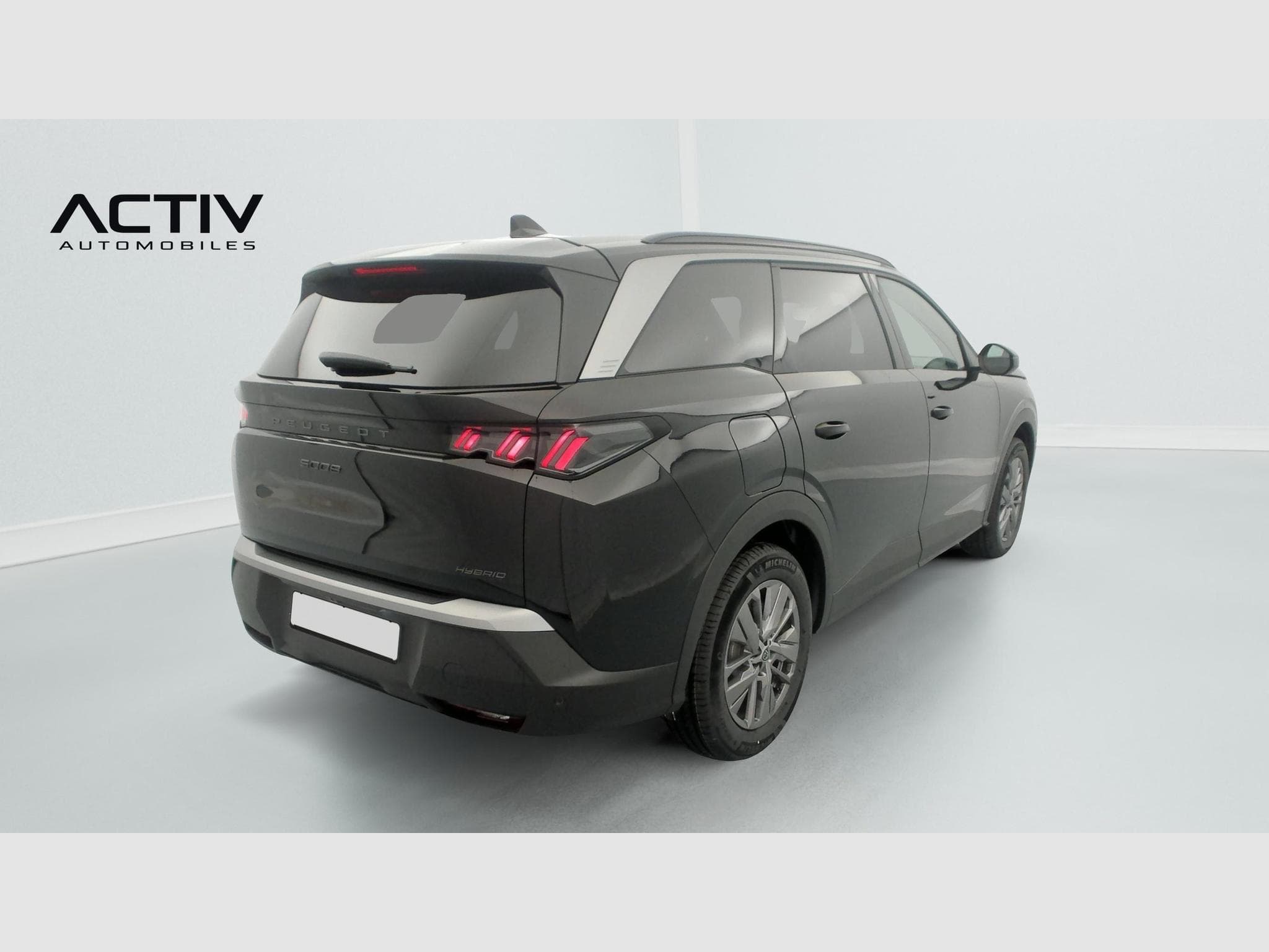 Peugeot 5008 Hybrid 145 e-DCS6 Allure (2026) - Photo 7