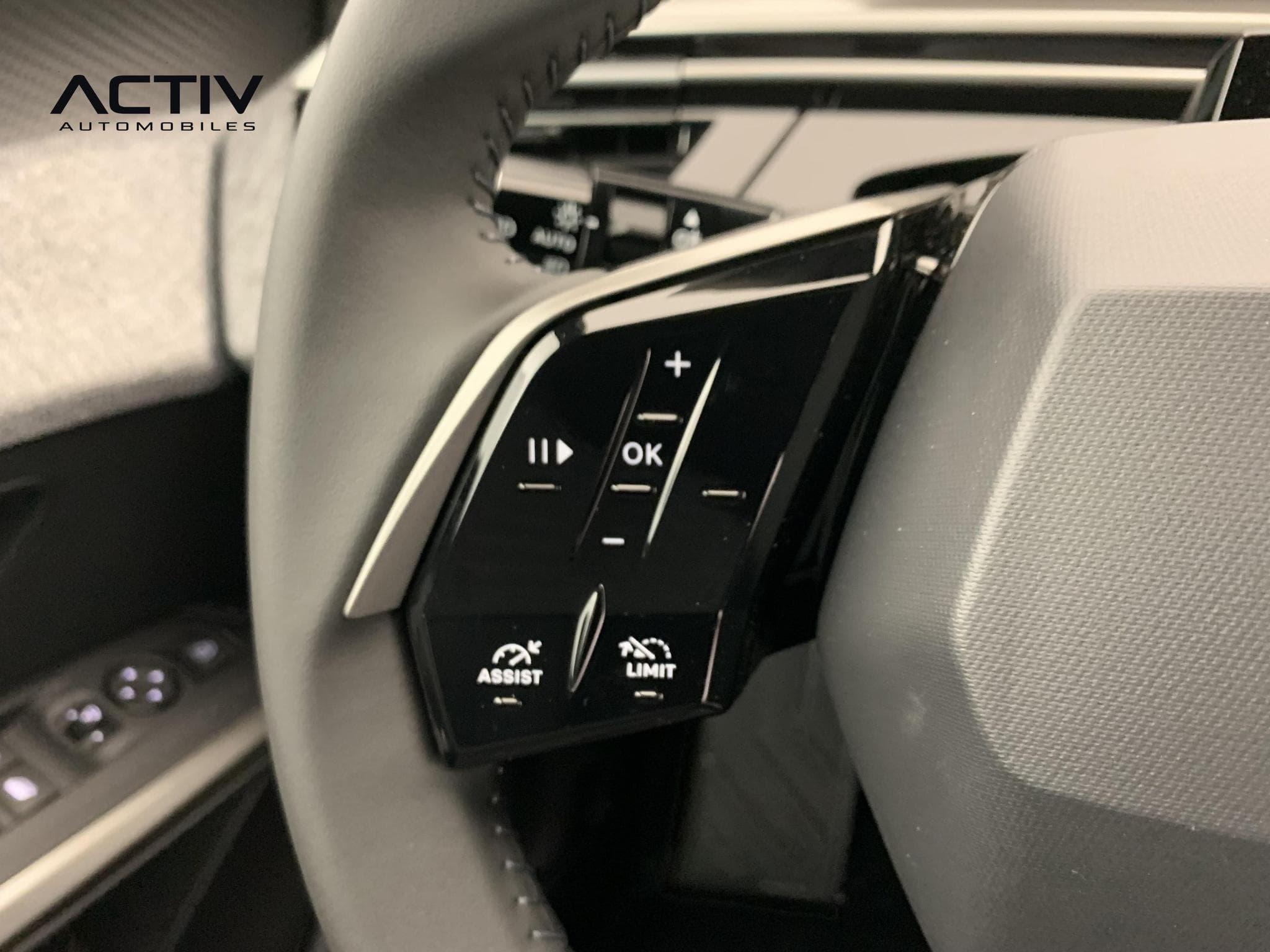 Peugeot 5008 Hybrid 145 e-DCS6 Allure (2026) - Photo 15