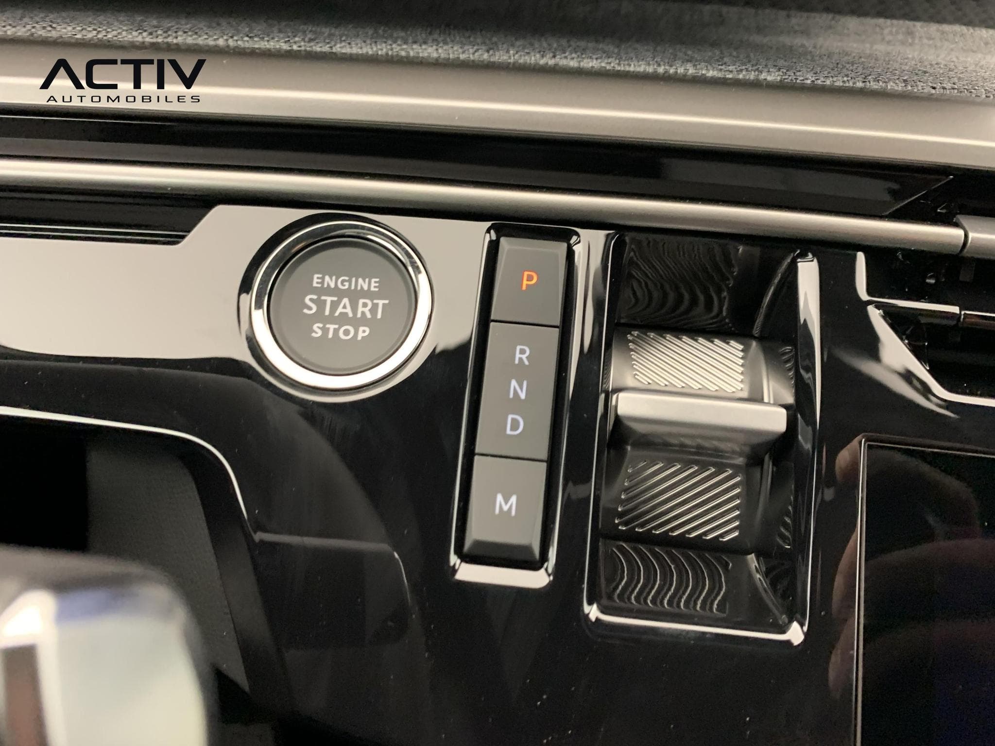 Peugeot 5008 Hybrid 145 e-DCS6 Allure (2026) - Photo 16
