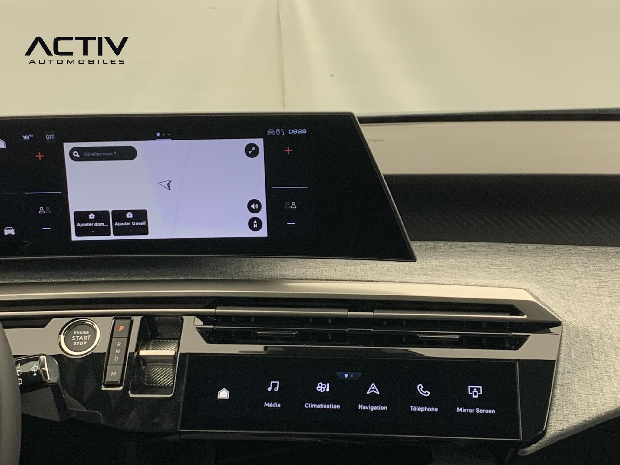 Peugeot 5008 Hybrid 145 e-DCS6 Allure (2026) - Photo 18