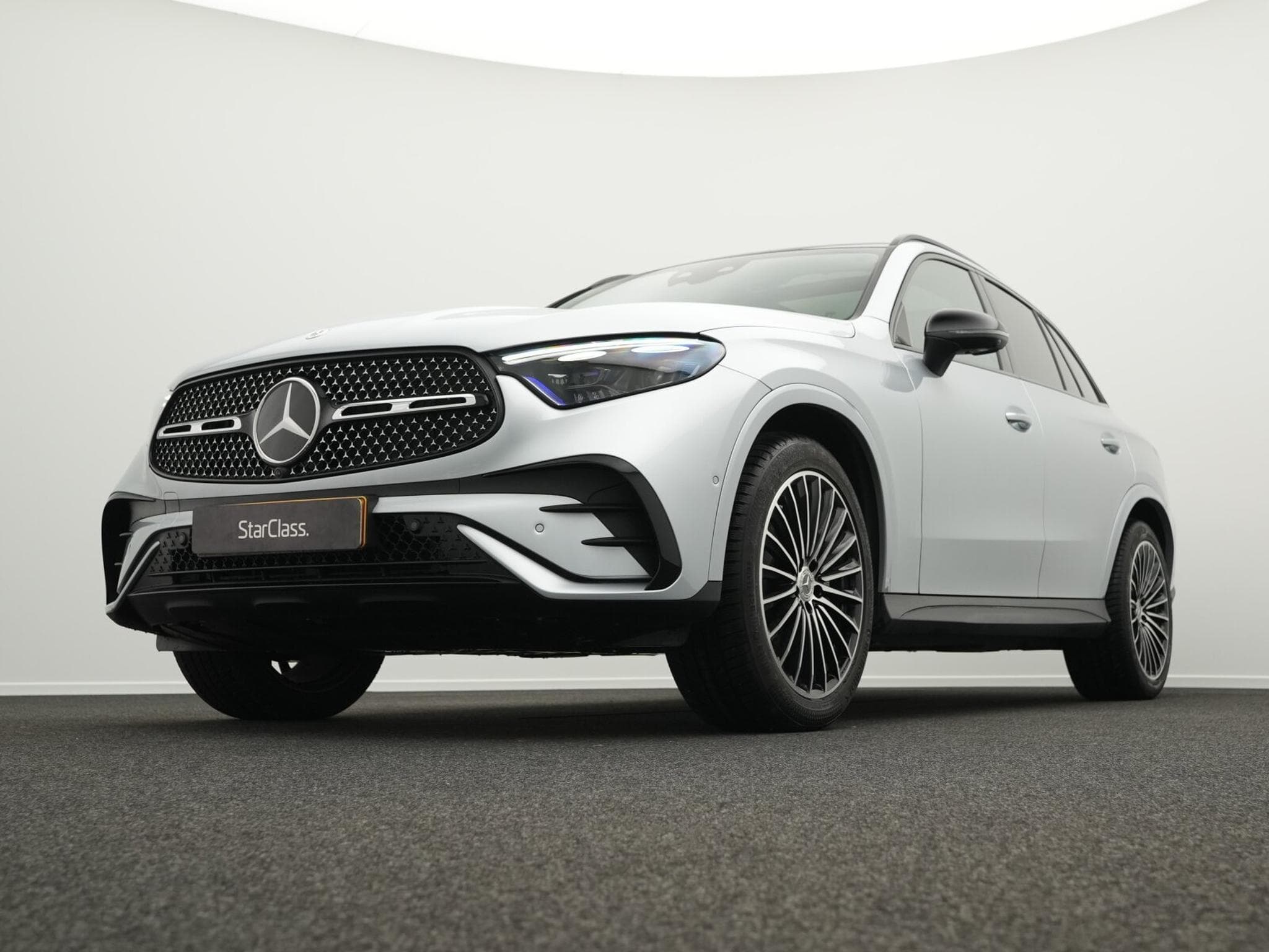 Mercedes GLC 220 d 4MATIC AMG-Line (2026) - Photo 10