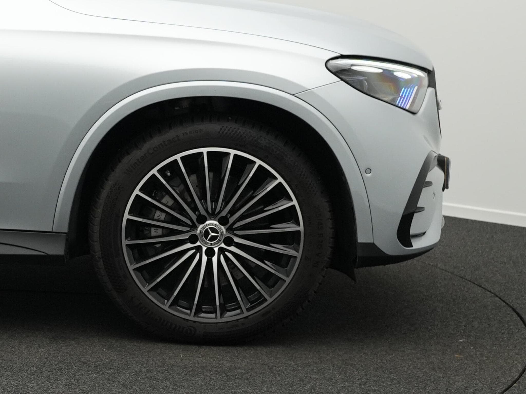 Mercedes GLC 220 d 4MATIC AMG-Line (2026) - Photo 8