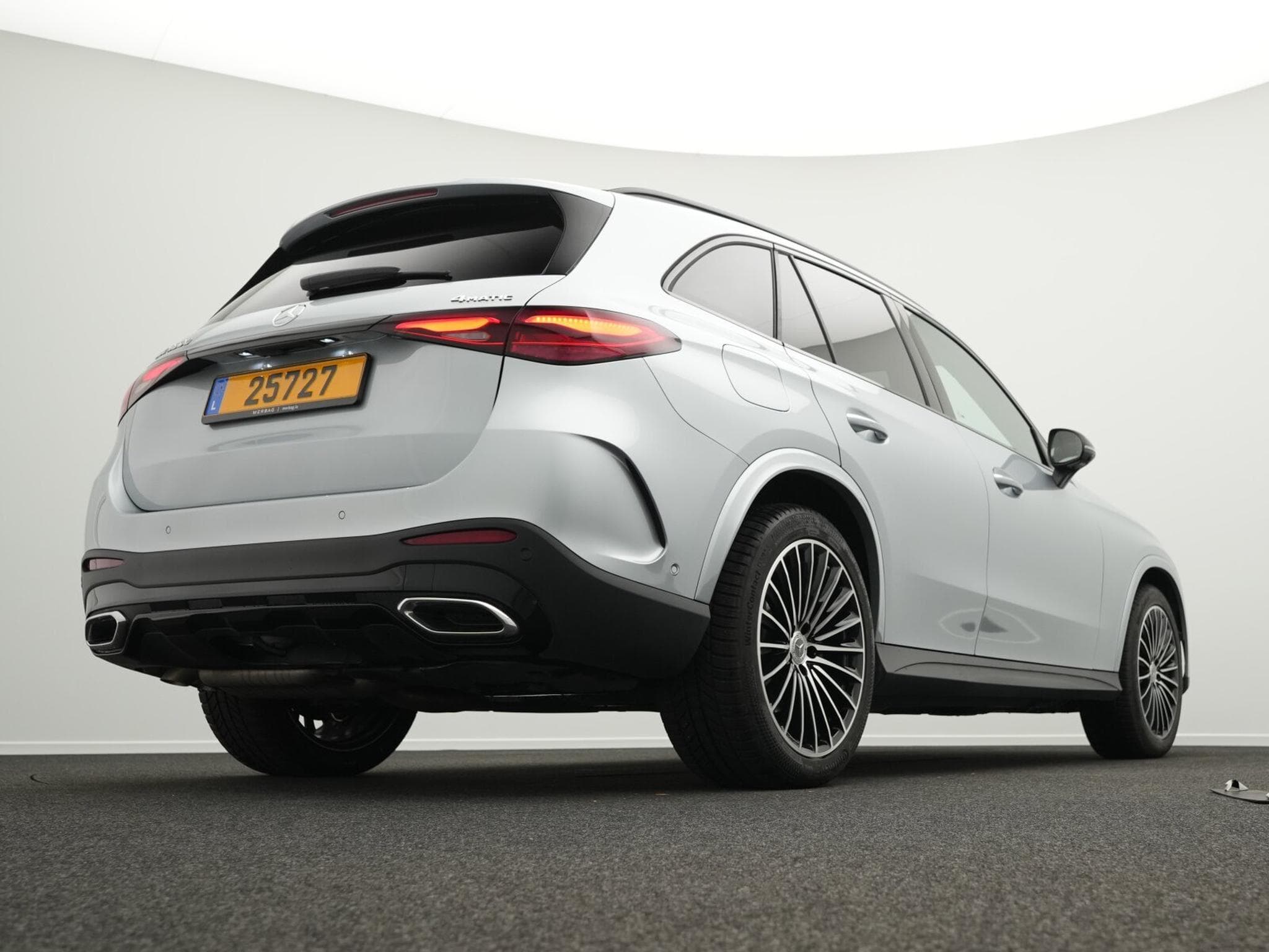 Mercedes GLC 220 d 4MATIC AMG-Line (2026) - Photo 11