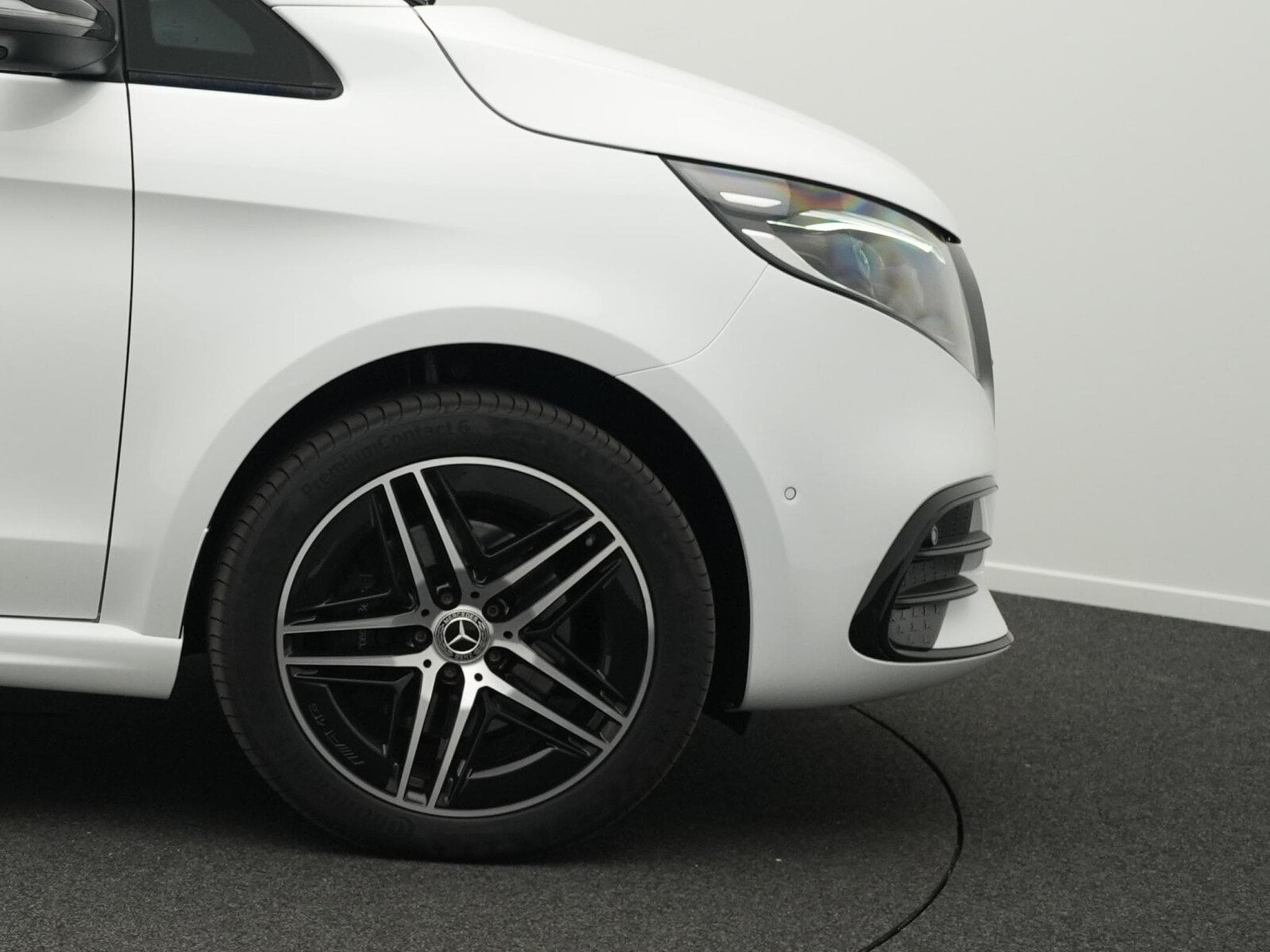 Mercedes V d 4MATIC Avantgarde lang (2024) - Foto 6