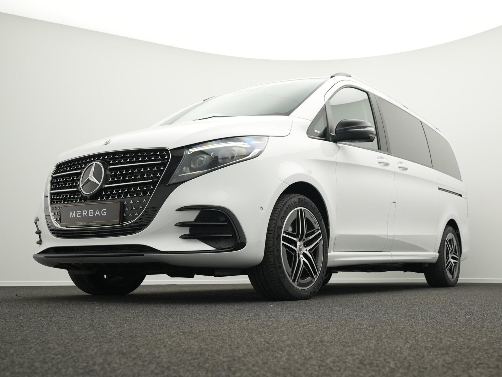 Mercedes V d 4MATIC Avantgarde lang (2024) - Foto 8