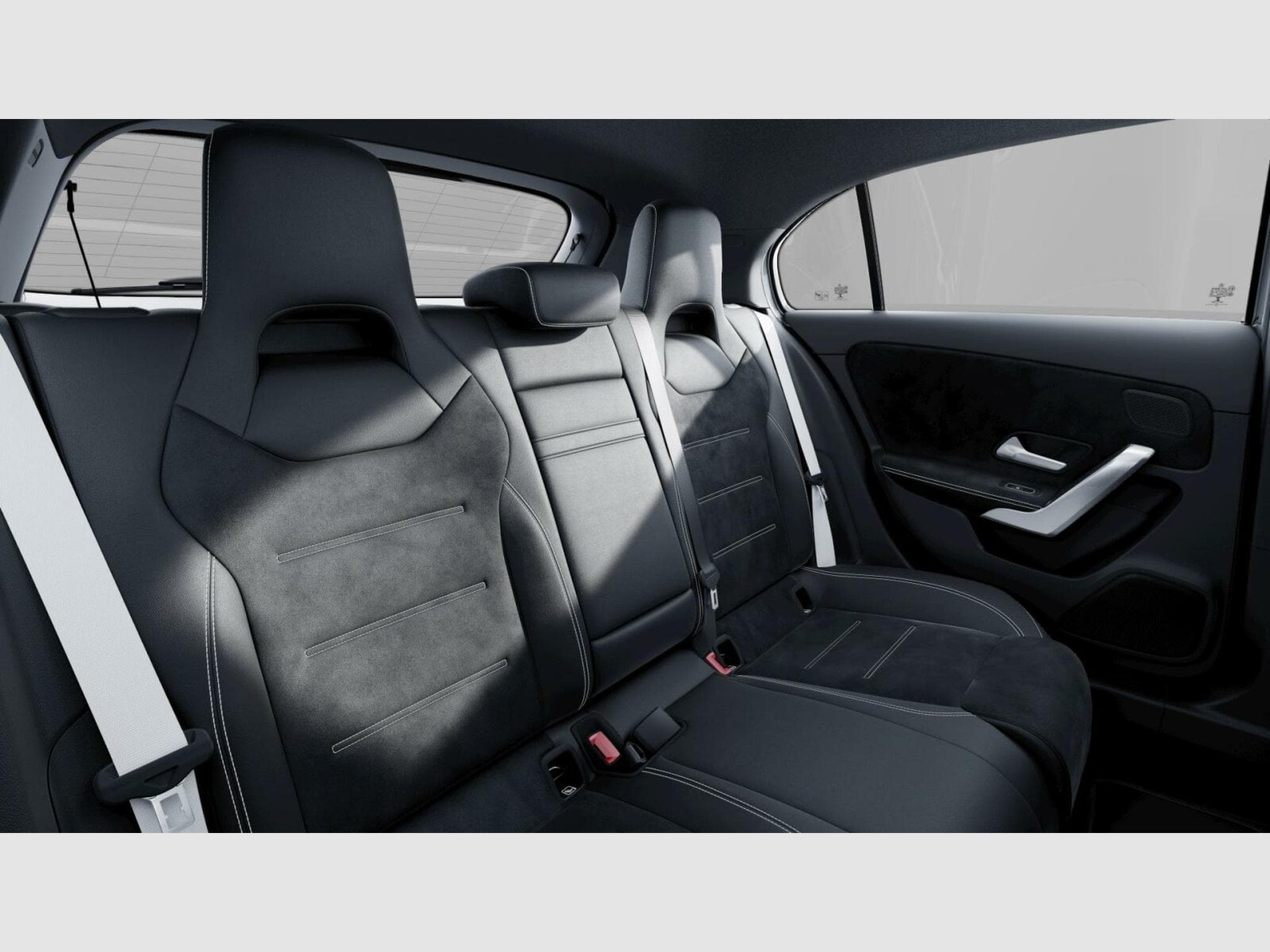 Mercedes A 180 AMG-Line (2026) - Photo 12