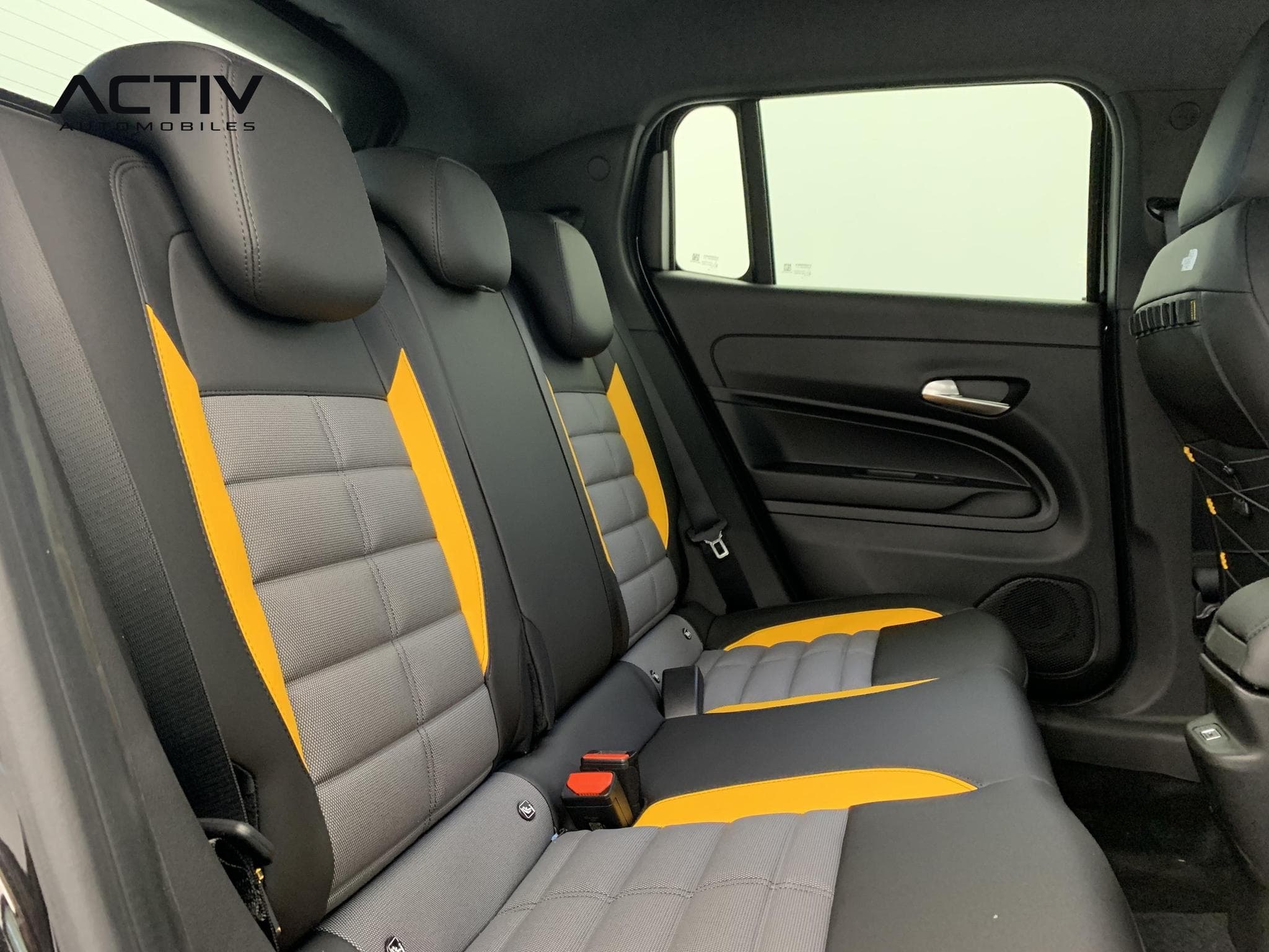 Jeep Avenger 1.2 Turbo T3 145 ch BVR6 4xe The North Face (2026) - Foto 10