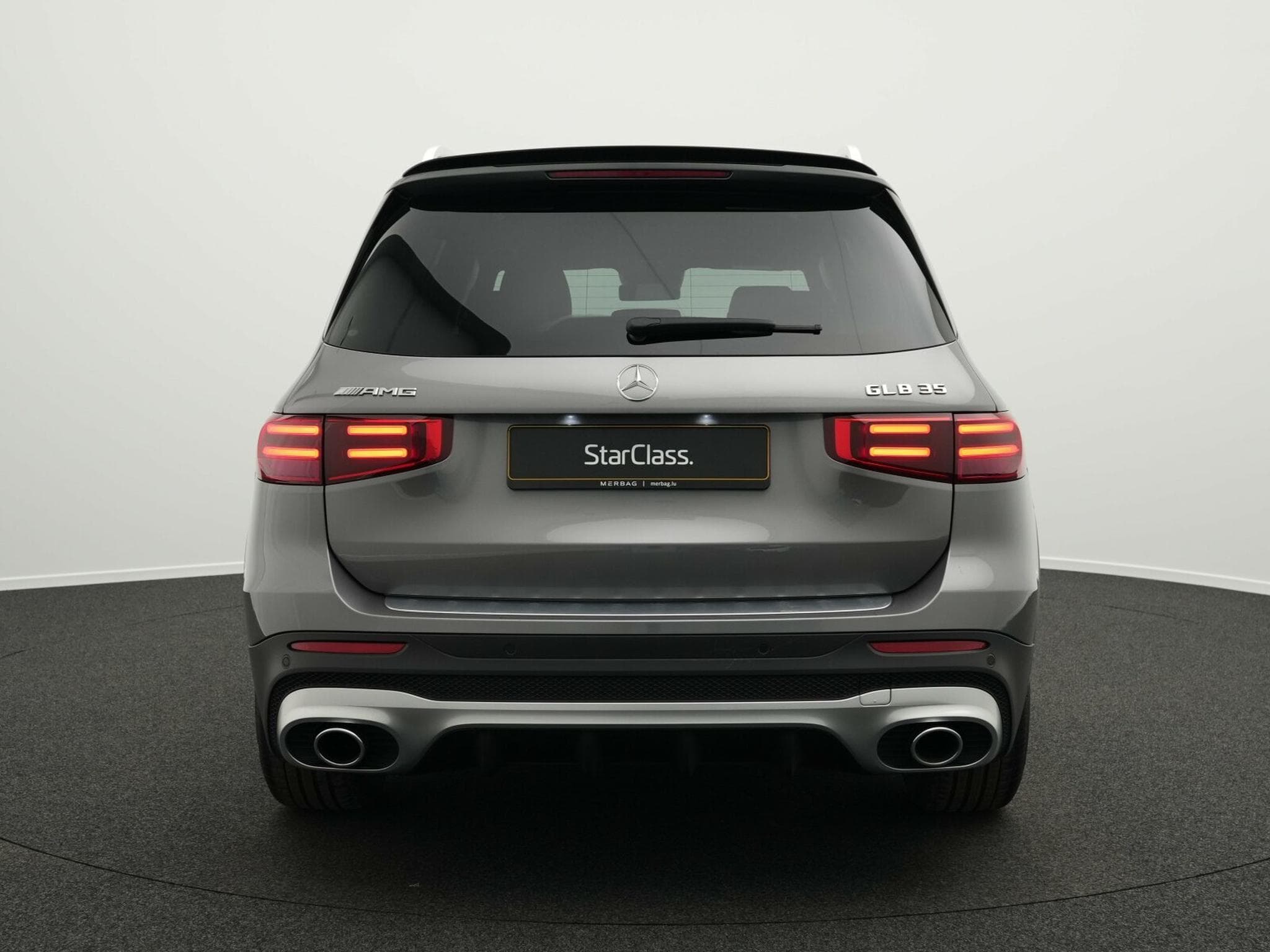 Mercedes GLB 35 AMG 4MATIC Multi+Pano+Totw+Keyless (2025) - Photo 4