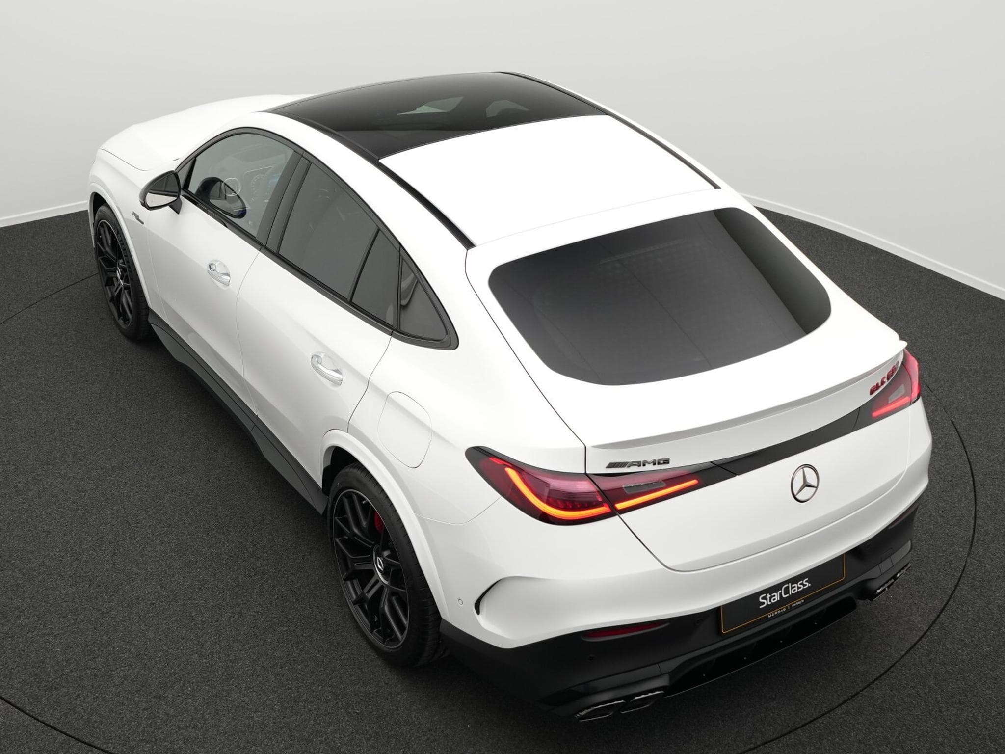 Mercedes GLC 63 AMG S E PERF Cpe Digital+Pano+Night+Burm (2025) - Photo 13