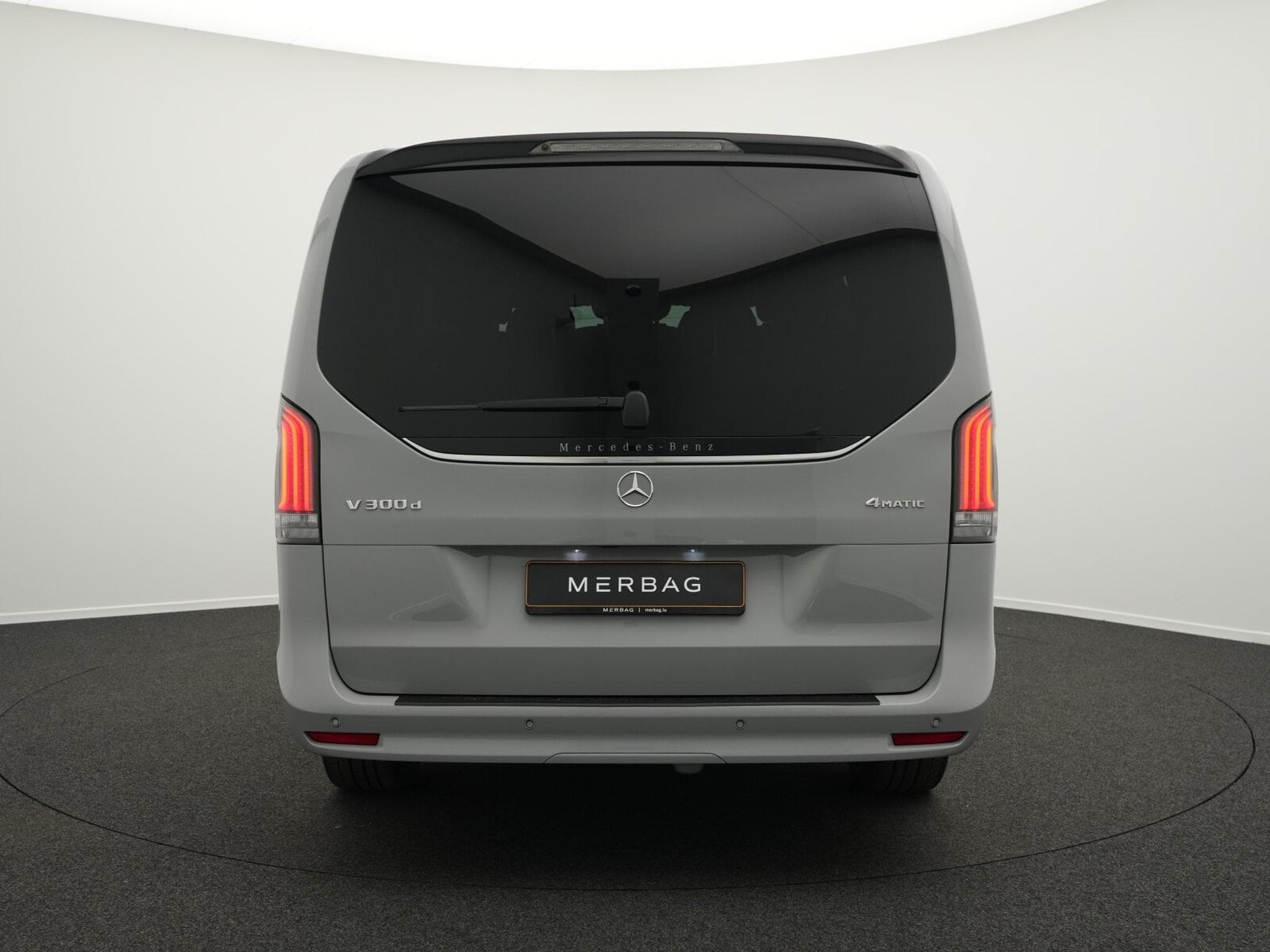 Mercedes V d 4MATIC Avantgarde lang (2025) - Photo 4