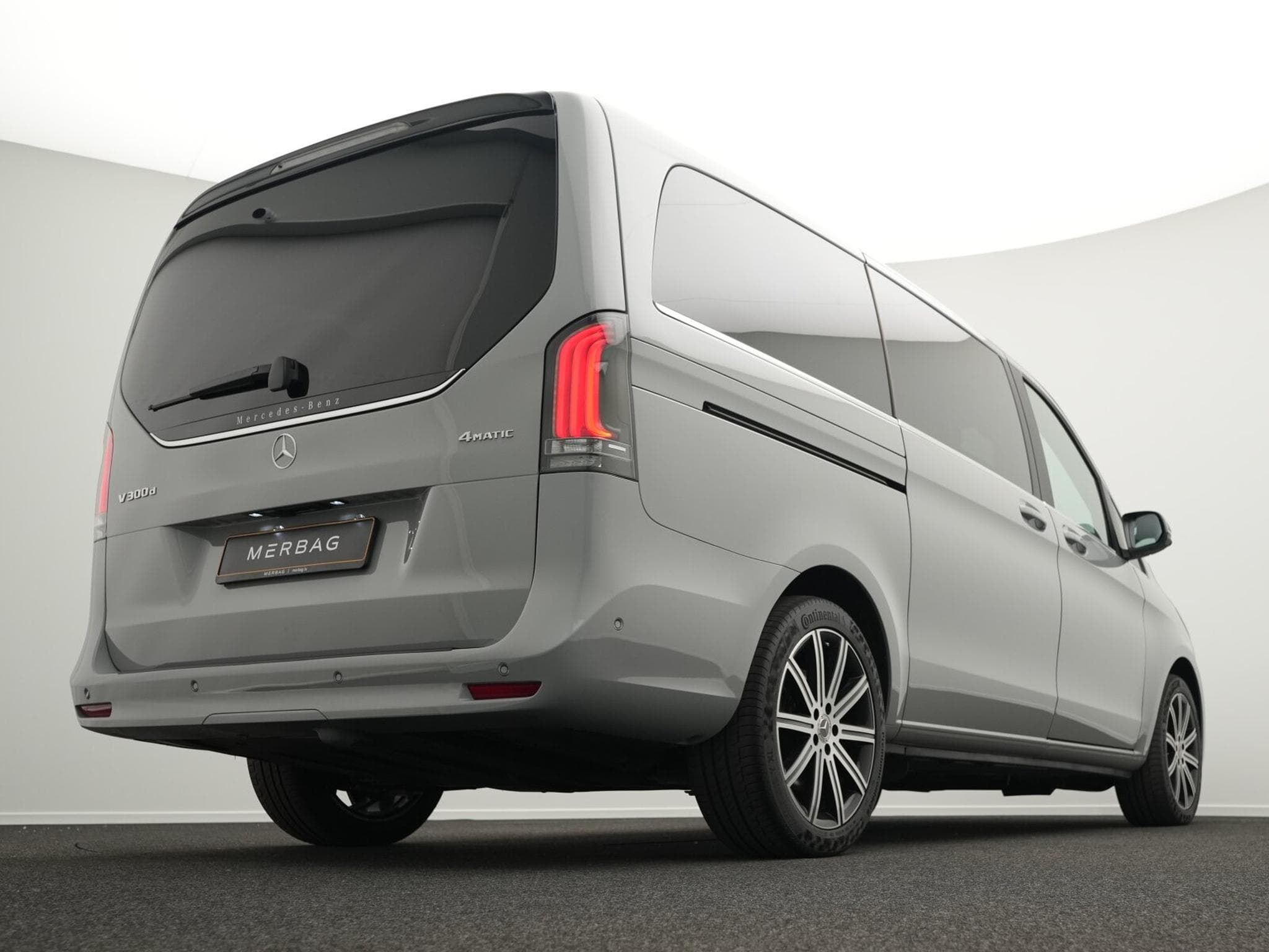 Mercedes V d 4MATIC Avantgarde lang (2025) - Photo 9