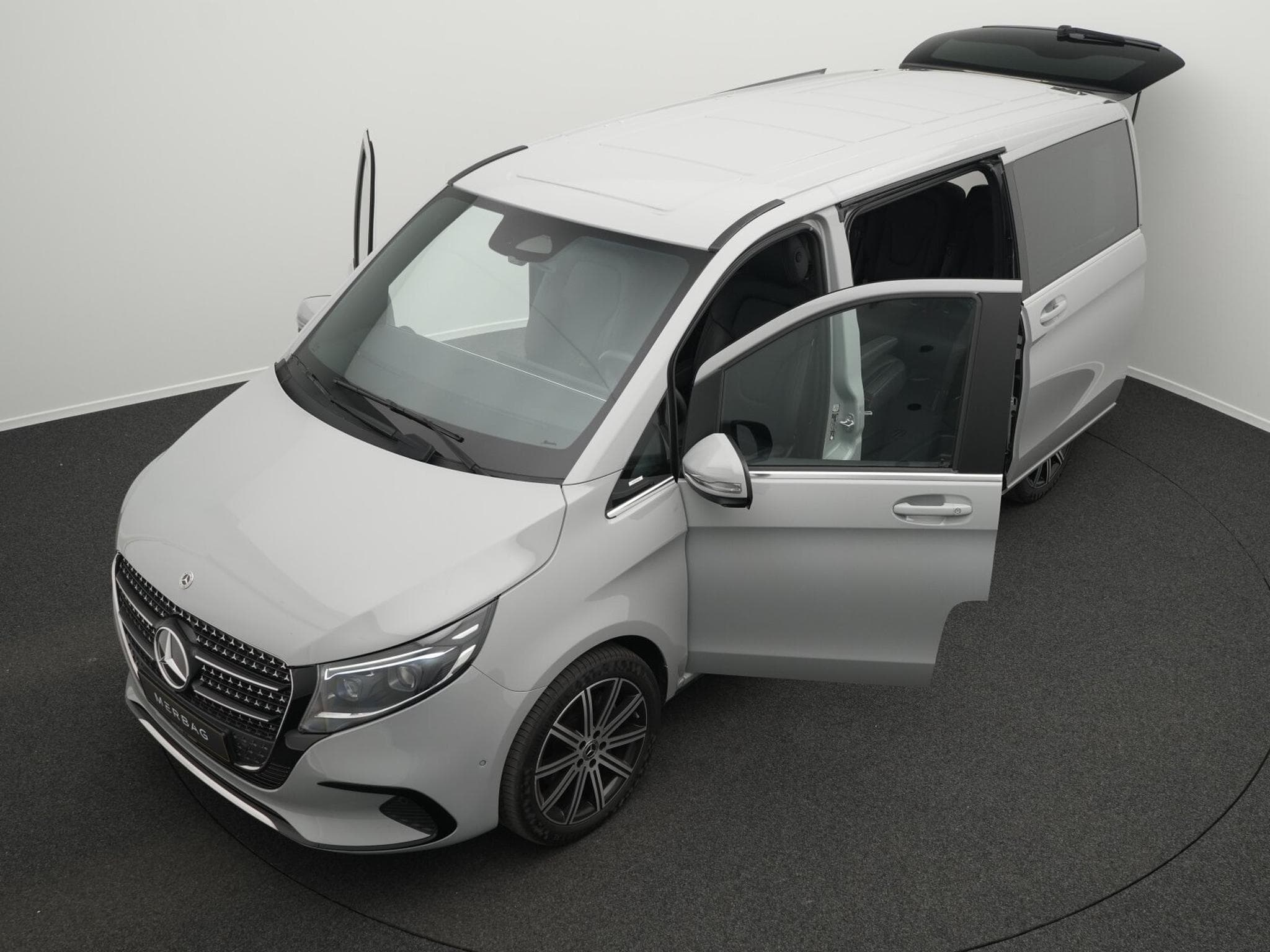 Mercedes V d 4MATIC Avantgarde lang (2025) - Photo 12
