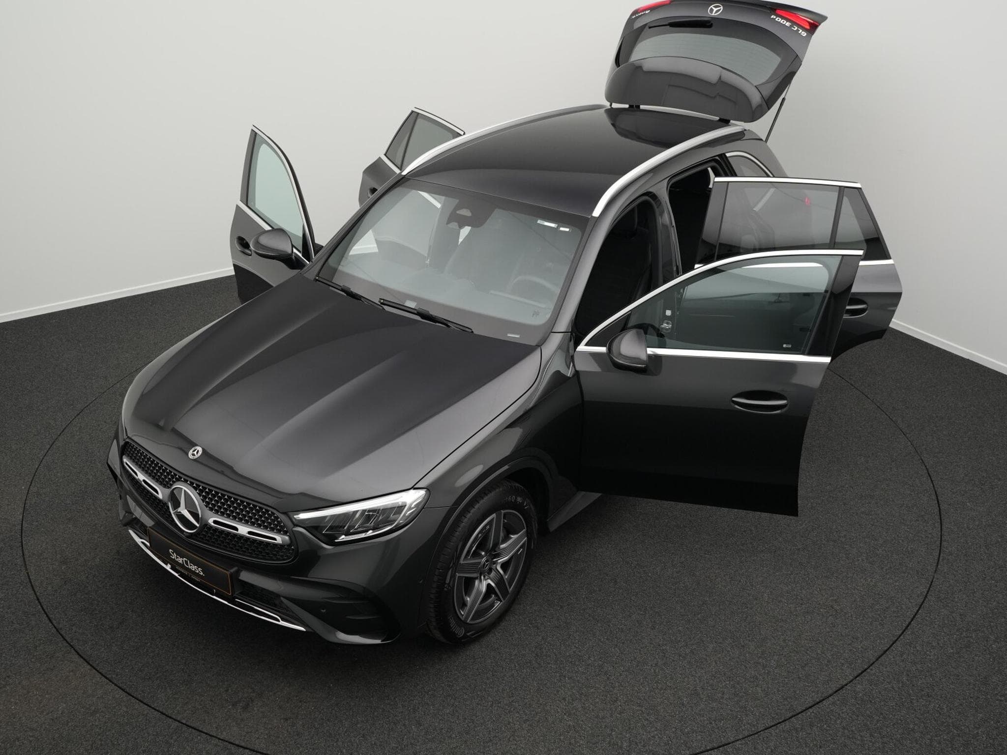 Mercedes GLC 300 d 4M AMG-Line LED+Kamera+AHK+Totw+Memo (2025) - Photo 14