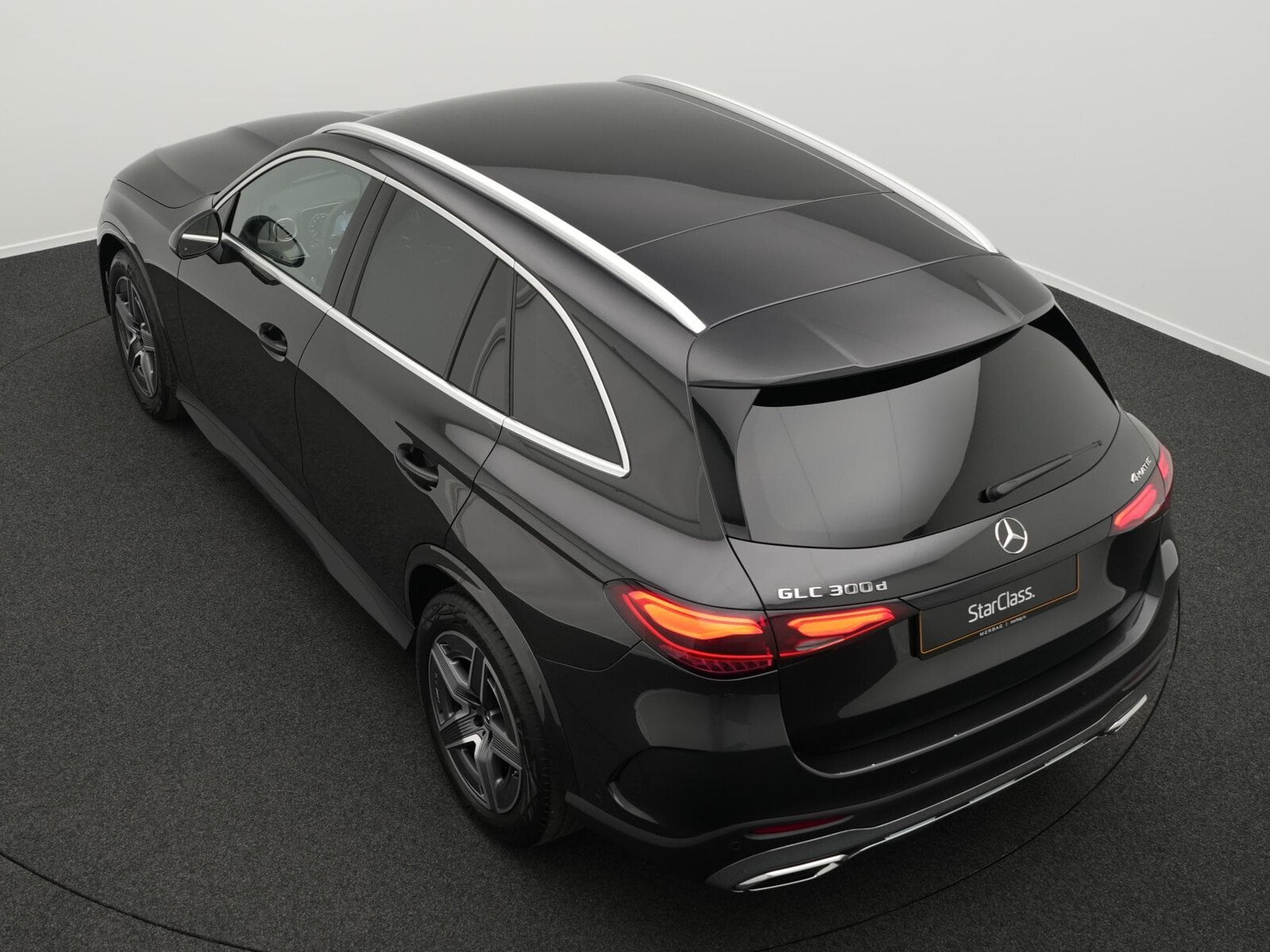 Mercedes GLC 300 d 4M AMG-Line LED+Kamera+Memo+19"+AHK (2025) - Foto 13