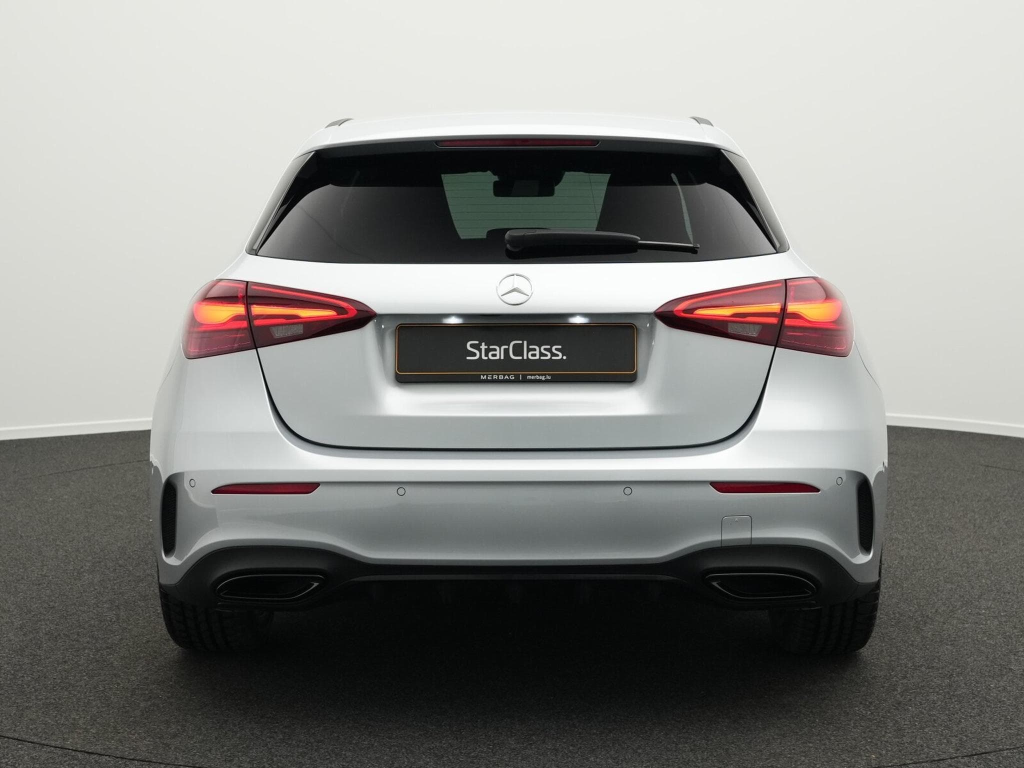 Mercedes A 200 MUlti+Kamera+Night+19"+Ambi (2025) - Photo 4