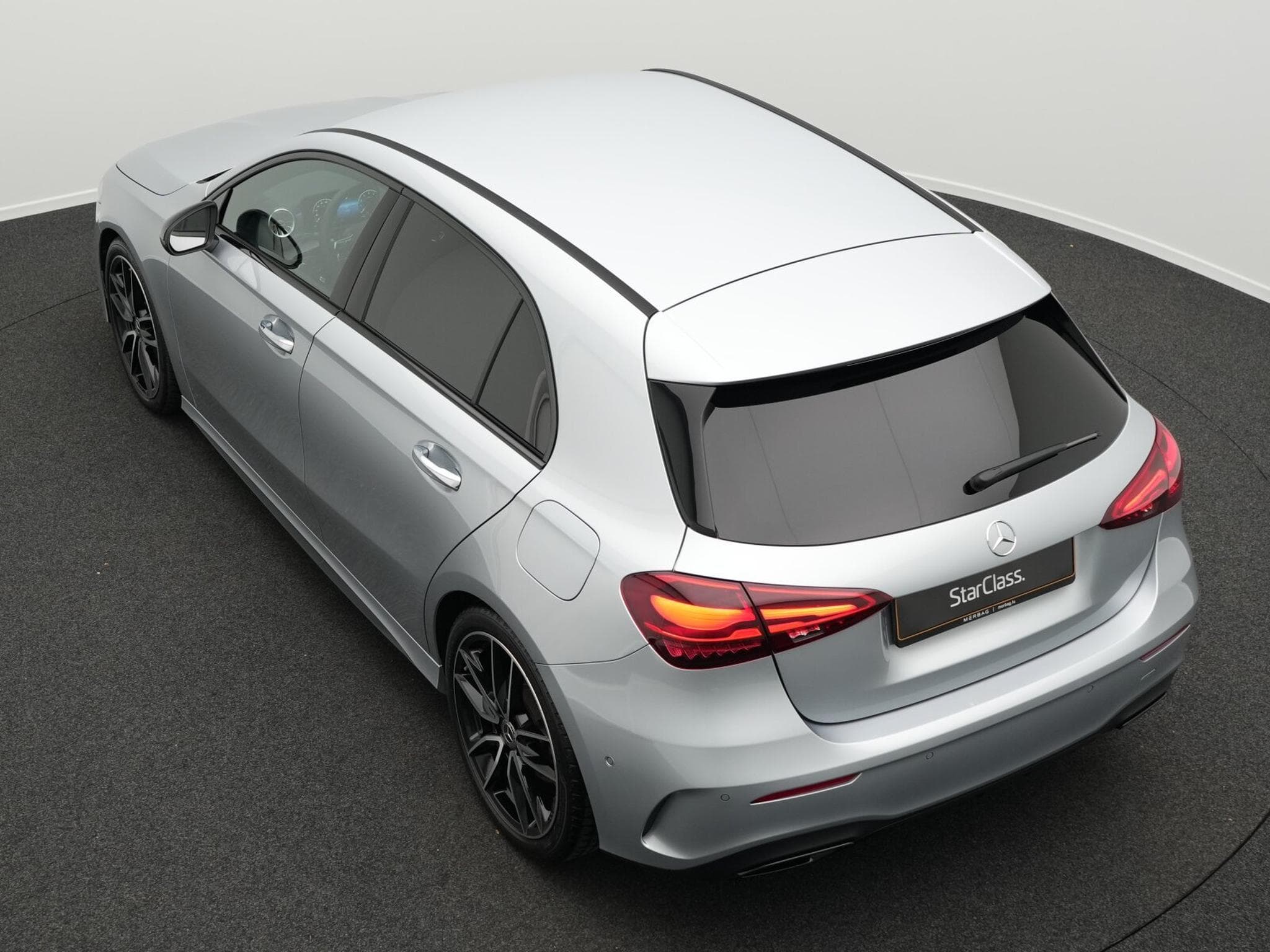 Mercedes A 200 MUlti+Kamera+Night+19"+Ambi (2025) - Photo 13