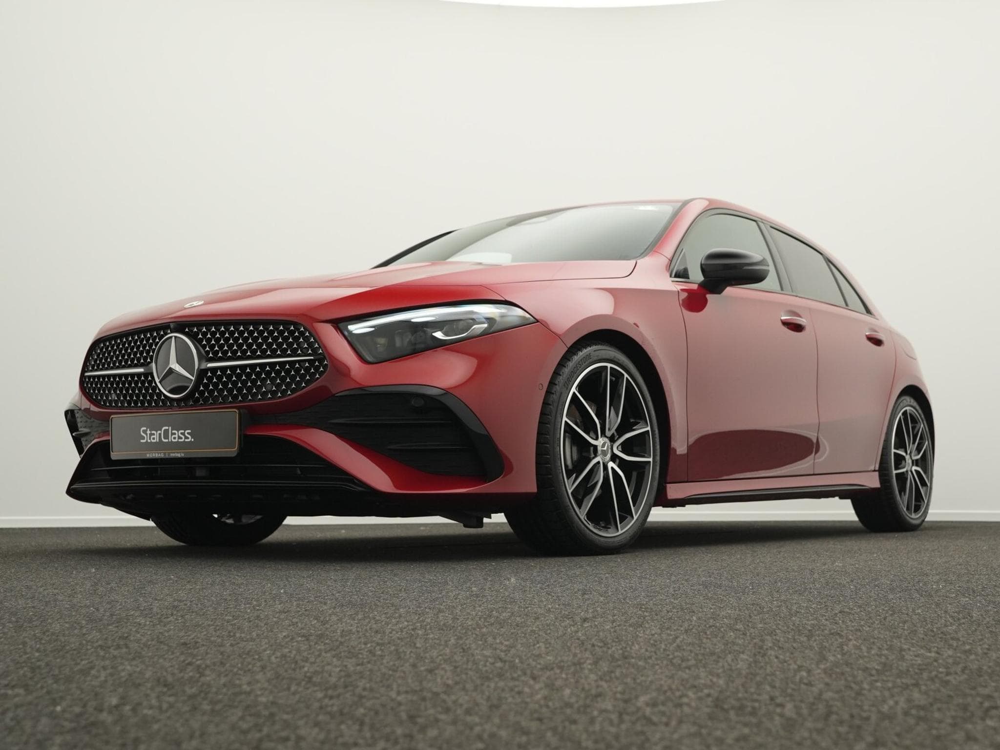 Mercedes A 200 d Multi+Kamera+Night+AHK+19" (2025) - Photo 10