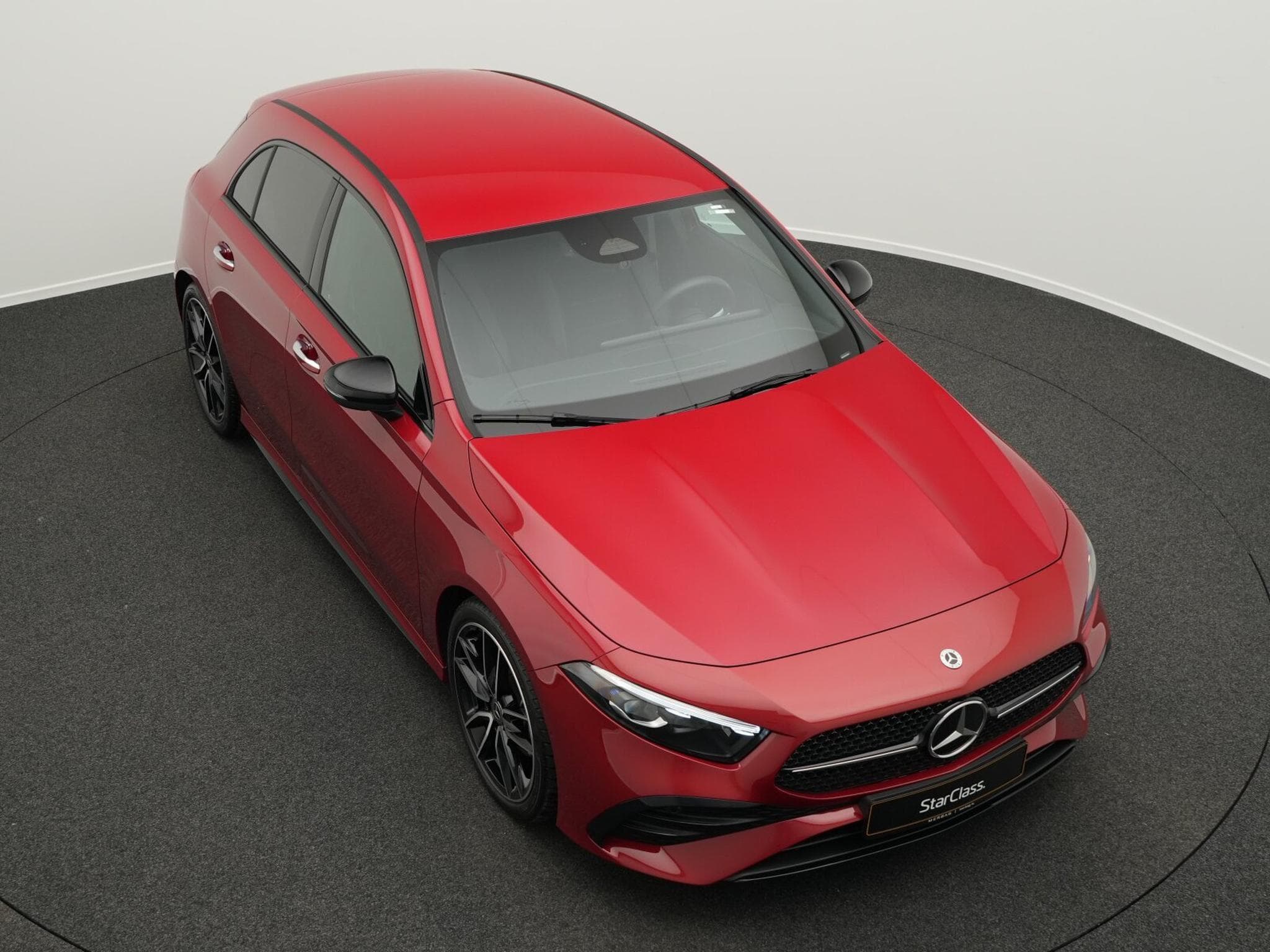 Mercedes A 200 d Multi+Kamera+Night+AHK+19" (2025) - Photo 12