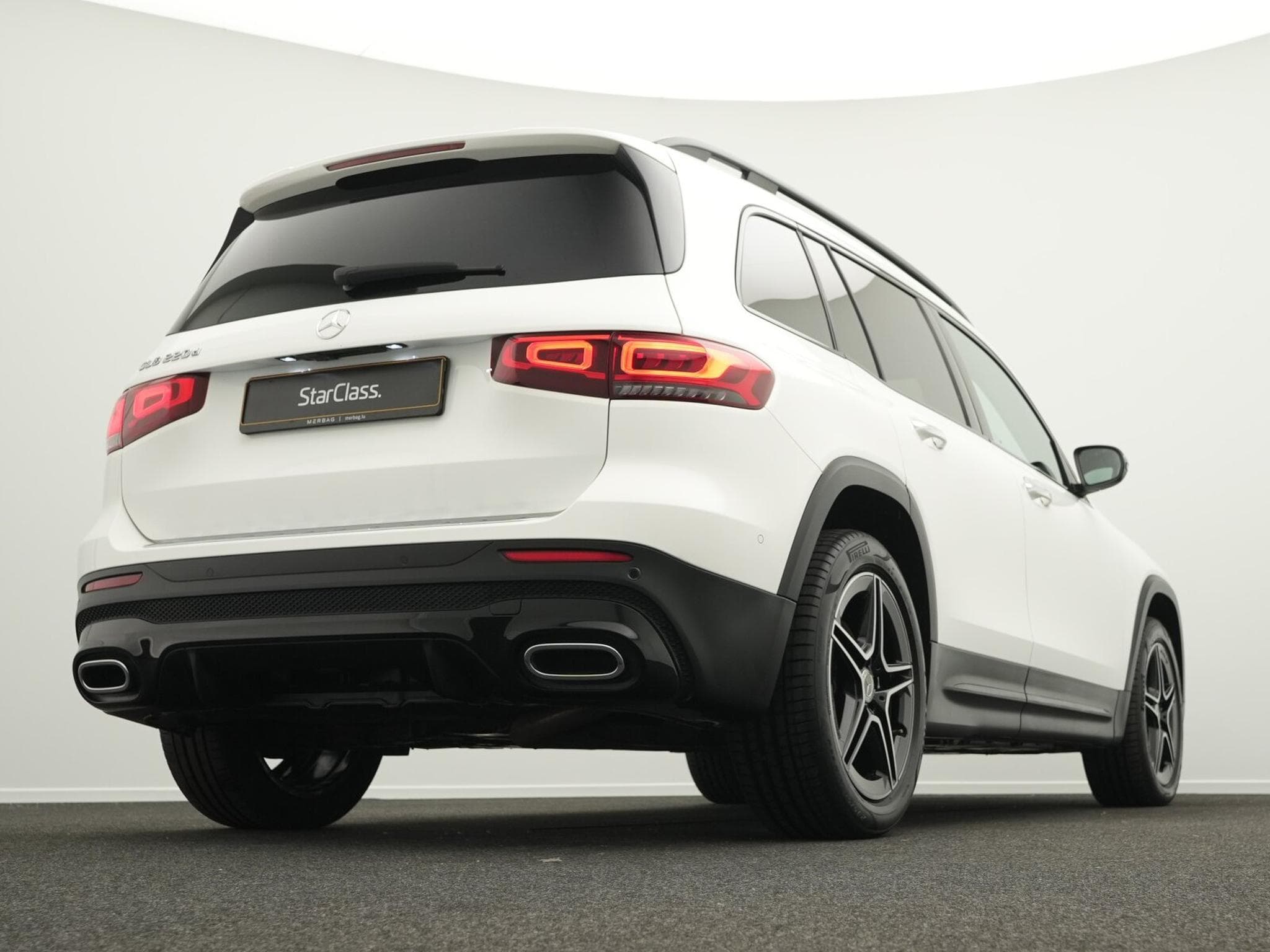 Mercedes GLB 220 d AMG-Line Multi+Pano+AHK+Night (2022) - Photo 11